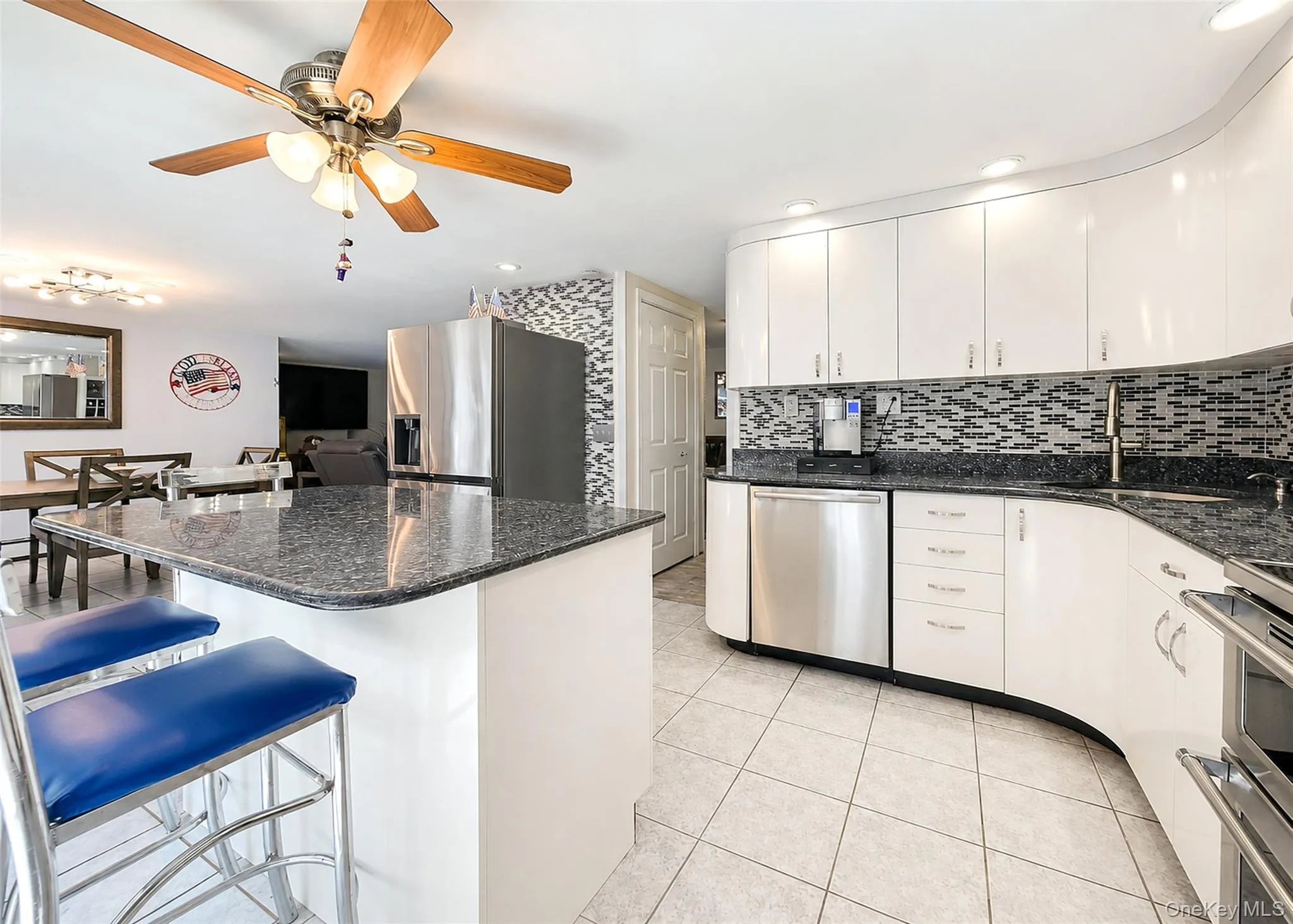 4 Halfcircle Drive, Brookhaven, NY, 5 Bedrooms Bedrooms, 8 Rooms Rooms,2 BathroomsBathrooms,Residential,For Rent,Halfcircle,0,1039213 4 Halfcircle Drive, Brookhaven, NY, 5 Bedrooms Bedrooms, 8 Rooms Rooms,2 BathroomsBathrooms,Residential,For Rent,Halfcircle,0,1039213