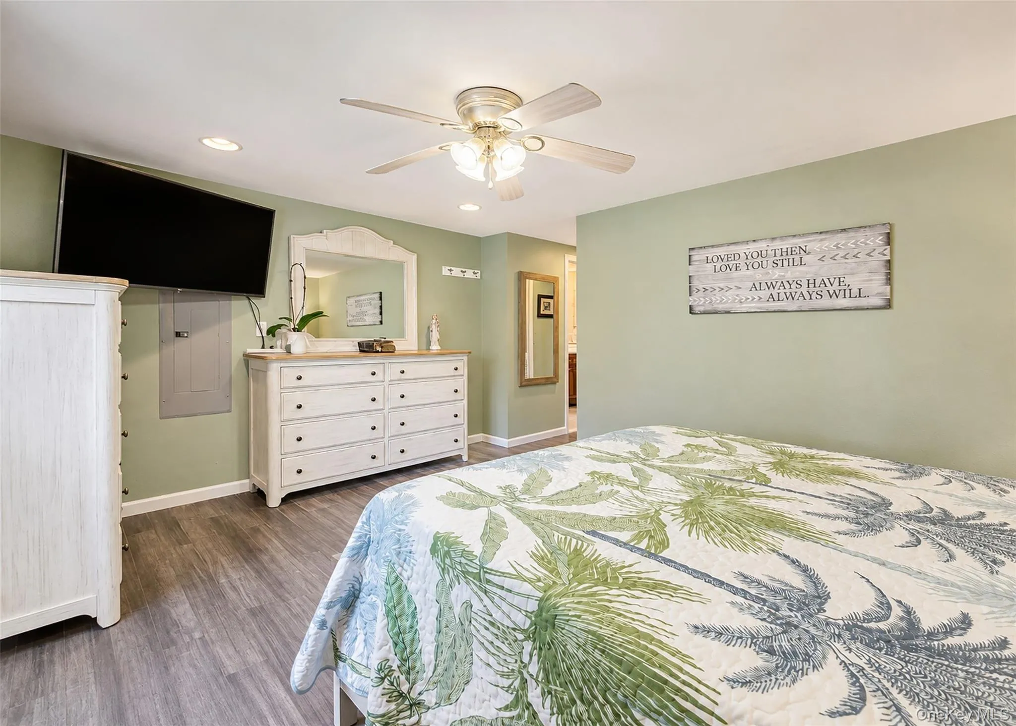 4 Halfcircle Drive, Brookhaven, NY, 5 Bedrooms Bedrooms, 8 Rooms Rooms,2 BathroomsBathrooms,Residential,For Rent,Halfcircle,0,1039213 4 Halfcircle Drive, Brookhaven, NY, 5 Bedrooms Bedrooms, 8 Rooms Rooms,2 BathroomsBathrooms,Residential,For Rent,Halfcircle,0,1039213