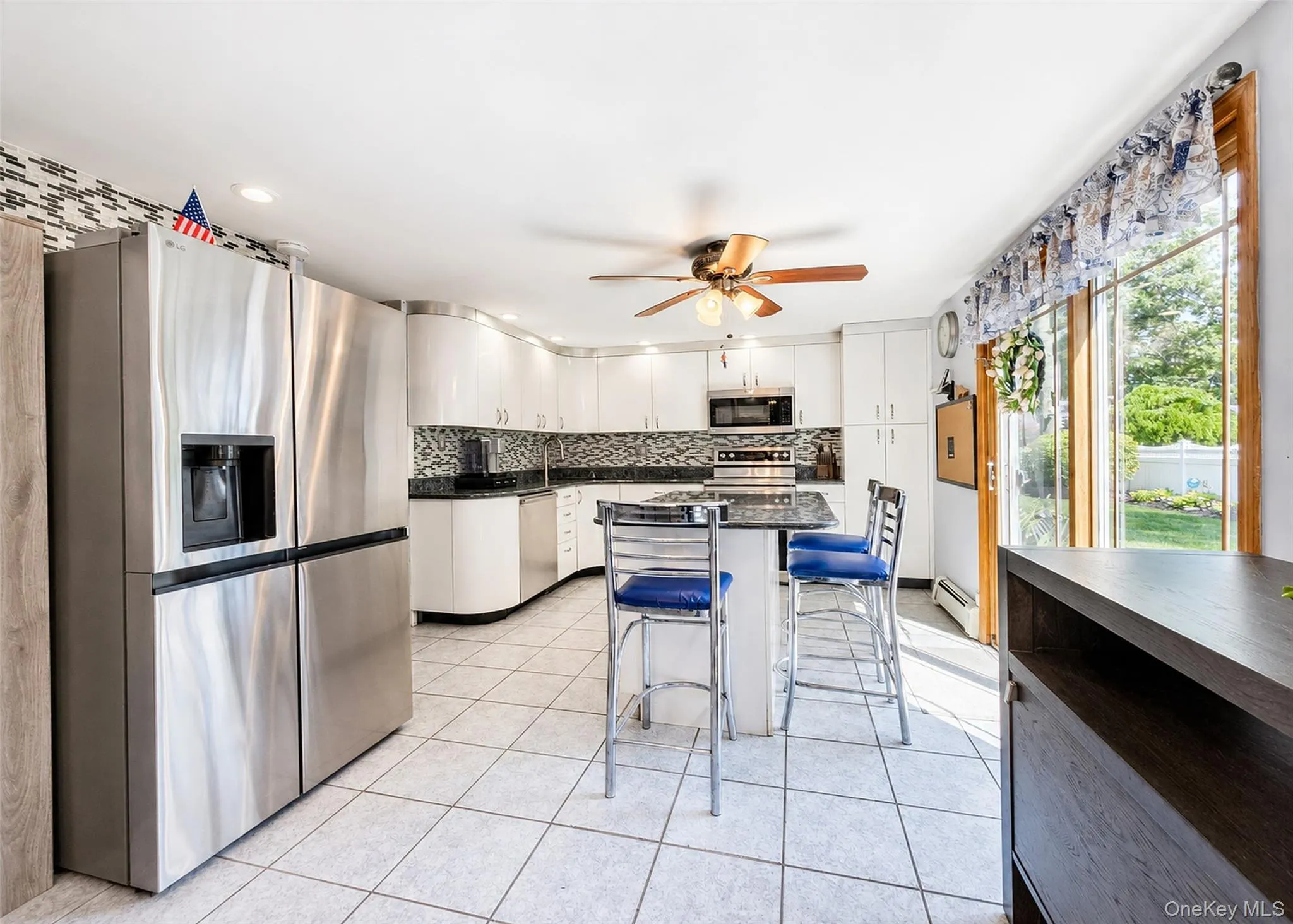 4 Halfcircle Drive, Brookhaven, NY, 5 Bedrooms Bedrooms, 8 Rooms Rooms,2 BathroomsBathrooms,Residential,For Rent,Halfcircle,0,1039213 4 Halfcircle Drive, Brookhaven, NY, 5 Bedrooms Bedrooms, 8 Rooms Rooms,2 BathroomsBathrooms,Residential,For Rent,Halfcircle,0,1039213