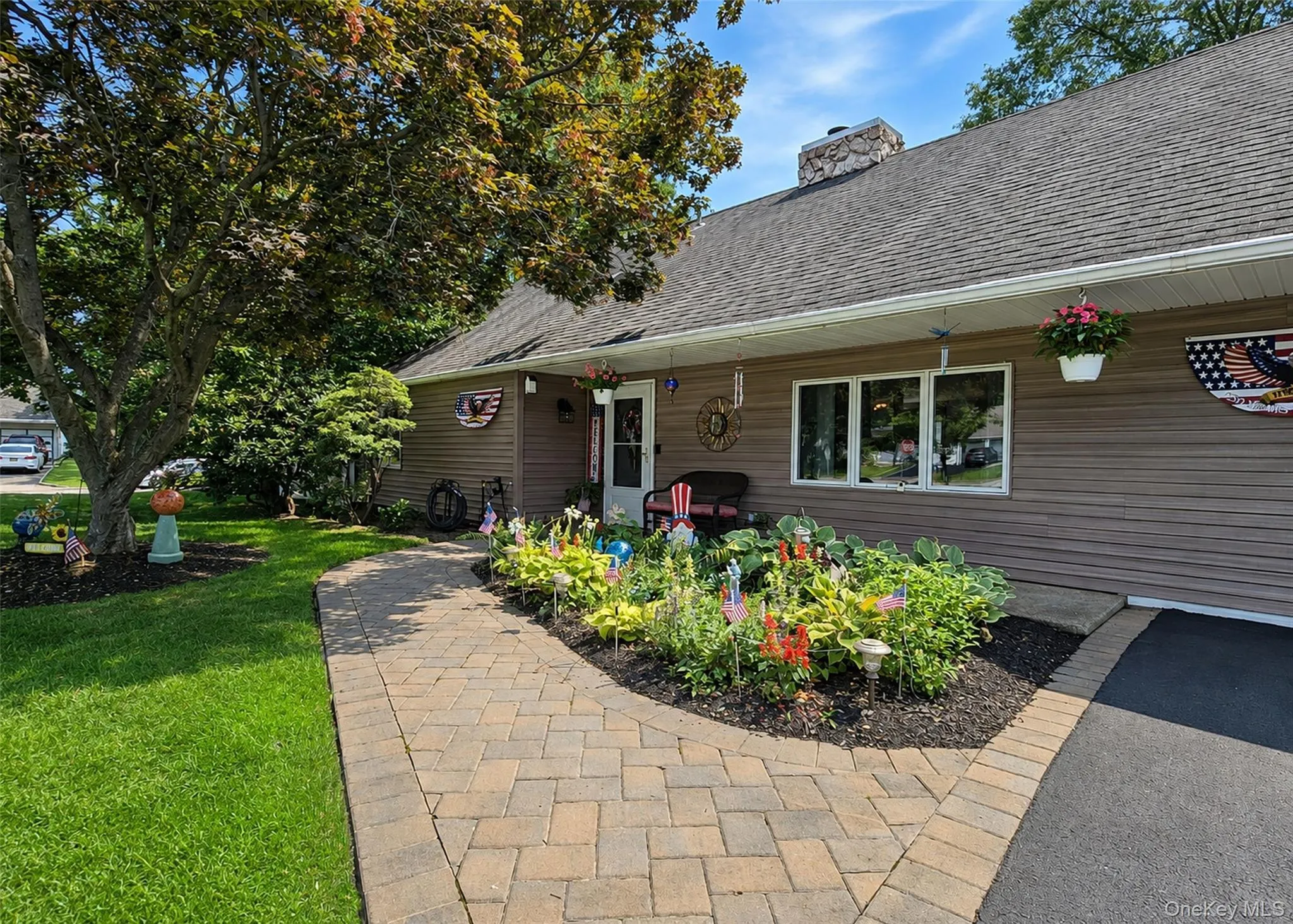 4 Halfcircle Drive, Brookhaven, NY, 5 Bedrooms Bedrooms, 8 Rooms Rooms,2 BathroomsBathrooms,Residential,For Rent,Halfcircle,0,1039213 4 Halfcircle Drive, Brookhaven, NY, 5 Bedrooms Bedrooms, 8 Rooms Rooms,2 BathroomsBathrooms,Residential,For Rent,Halfcircle,0,1039213