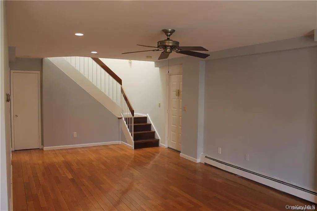 55 N. Broadway, White Plains, NY, 2 Bedrooms Bedrooms, 5 Rooms Rooms,2 BathroomsBathrooms,Residential Lease,For Rent,N. Broadway,0,1039219 55 N. Broadway, White Plains, NY, 2 Bedrooms Bedrooms, 5 Rooms Rooms,2 BathroomsBathrooms,Residential Lease,For Rent,N. Broadway,0,1039219