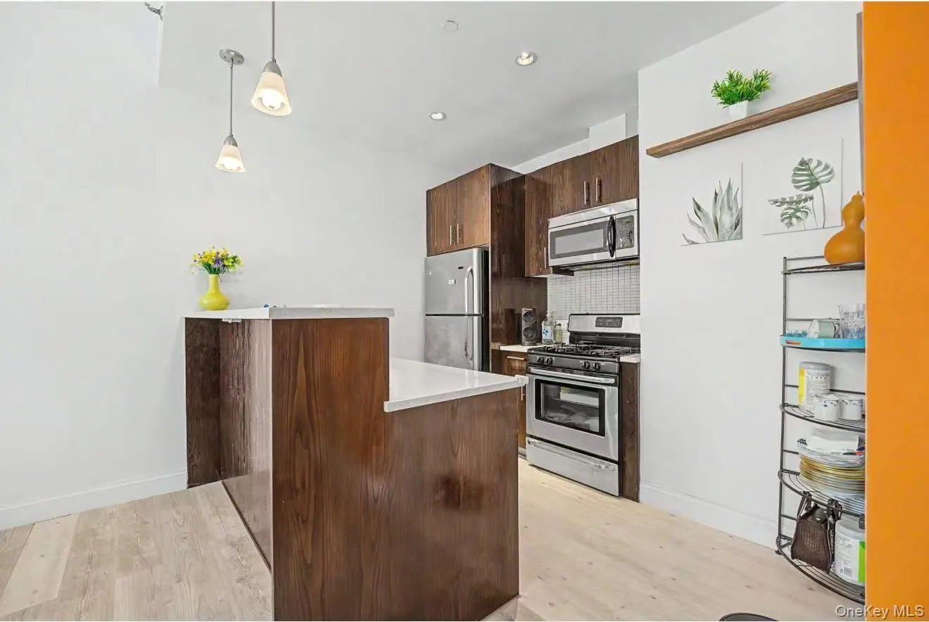 140-21 32nd Avenue, New York, NY, 2 Bedrooms Bedrooms, 5 Rooms Rooms,2 BathroomsBathrooms,Residential,For Rent,32nd,0,1039221 140-21 32nd Avenue, New York, NY, 2 Bedrooms Bedrooms, 5 Rooms Rooms,2 BathroomsBathrooms,Residential,For Rent,32nd,0,1039221