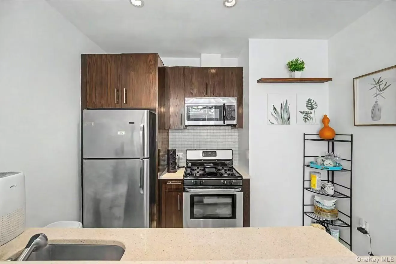 140-21 32nd Avenue, New York, NY, 2 Bedrooms Bedrooms, 5 Rooms Rooms,2 BathroomsBathrooms,Residential,For Rent,32nd,0,1039221 140-21 32nd Avenue, New York, NY, 2 Bedrooms Bedrooms, 5 Rooms Rooms,2 BathroomsBathrooms,Residential,For Rent,32nd,0,1039221