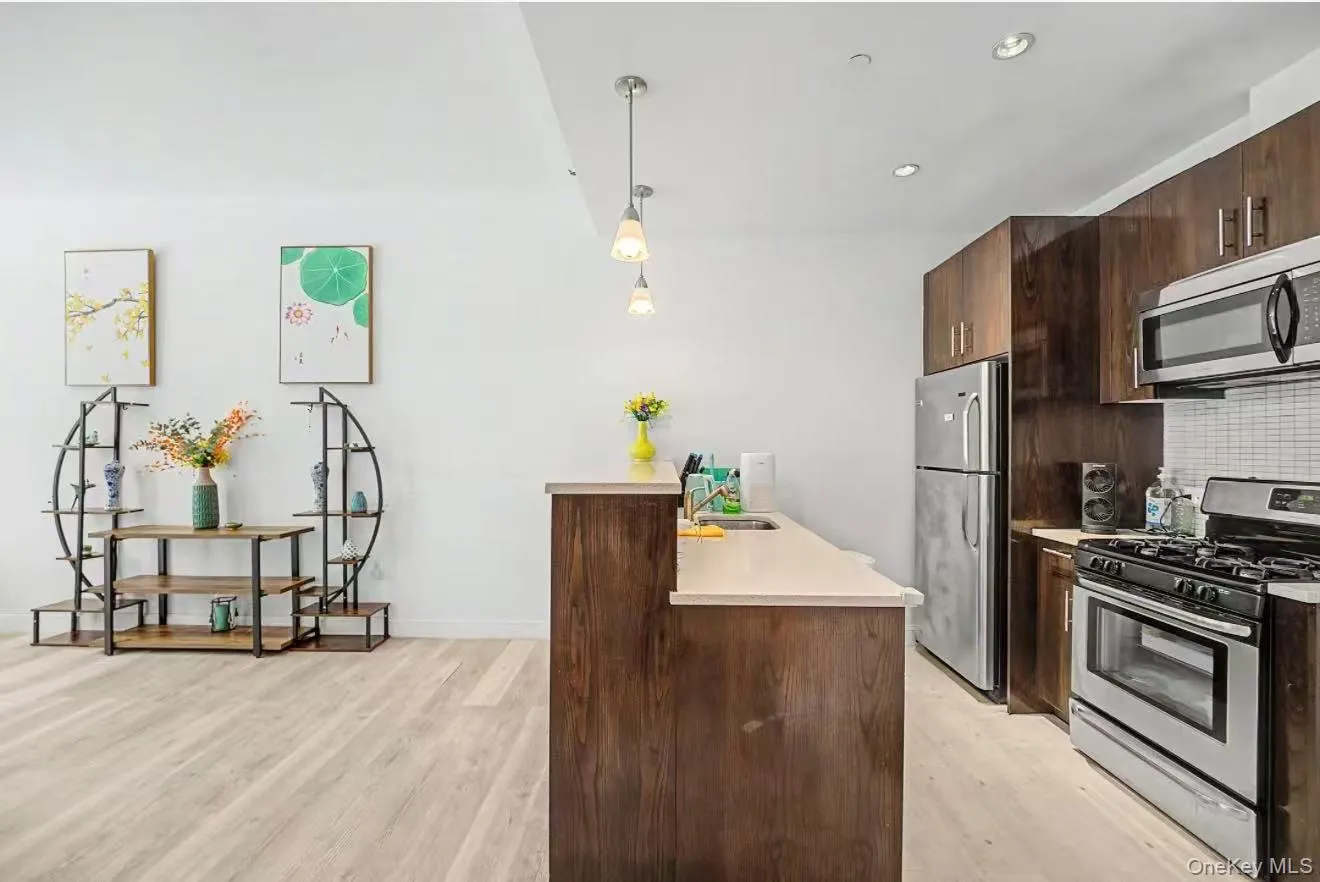 140-21 32nd Avenue, New York, NY, 2 Bedrooms Bedrooms, 5 Rooms Rooms,2 BathroomsBathrooms,Residential,For Rent,32nd,0,1039221 140-21 32nd Avenue, New York, NY, 2 Bedrooms Bedrooms, 5 Rooms Rooms,2 BathroomsBathrooms,Residential,For Rent,32nd,0,1039221