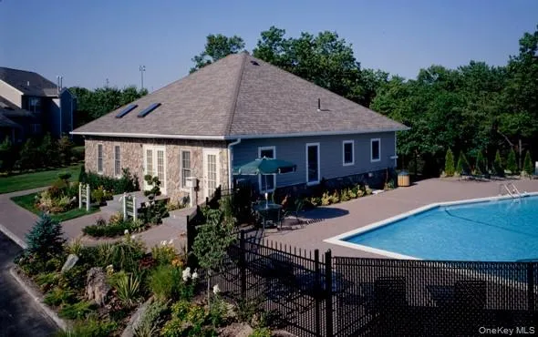 62 Neal, Brookhaven, NY, 2 Bedrooms Bedrooms, 6 Rooms Rooms,2 BathroomsBathrooms,Residential Lease,For Rent,Neal,0,1039223 62 Neal, Brookhaven, NY, 2 Bedrooms Bedrooms, 6 Rooms Rooms,2 BathroomsBathrooms,Residential Lease,For Rent,Neal,0,1039223