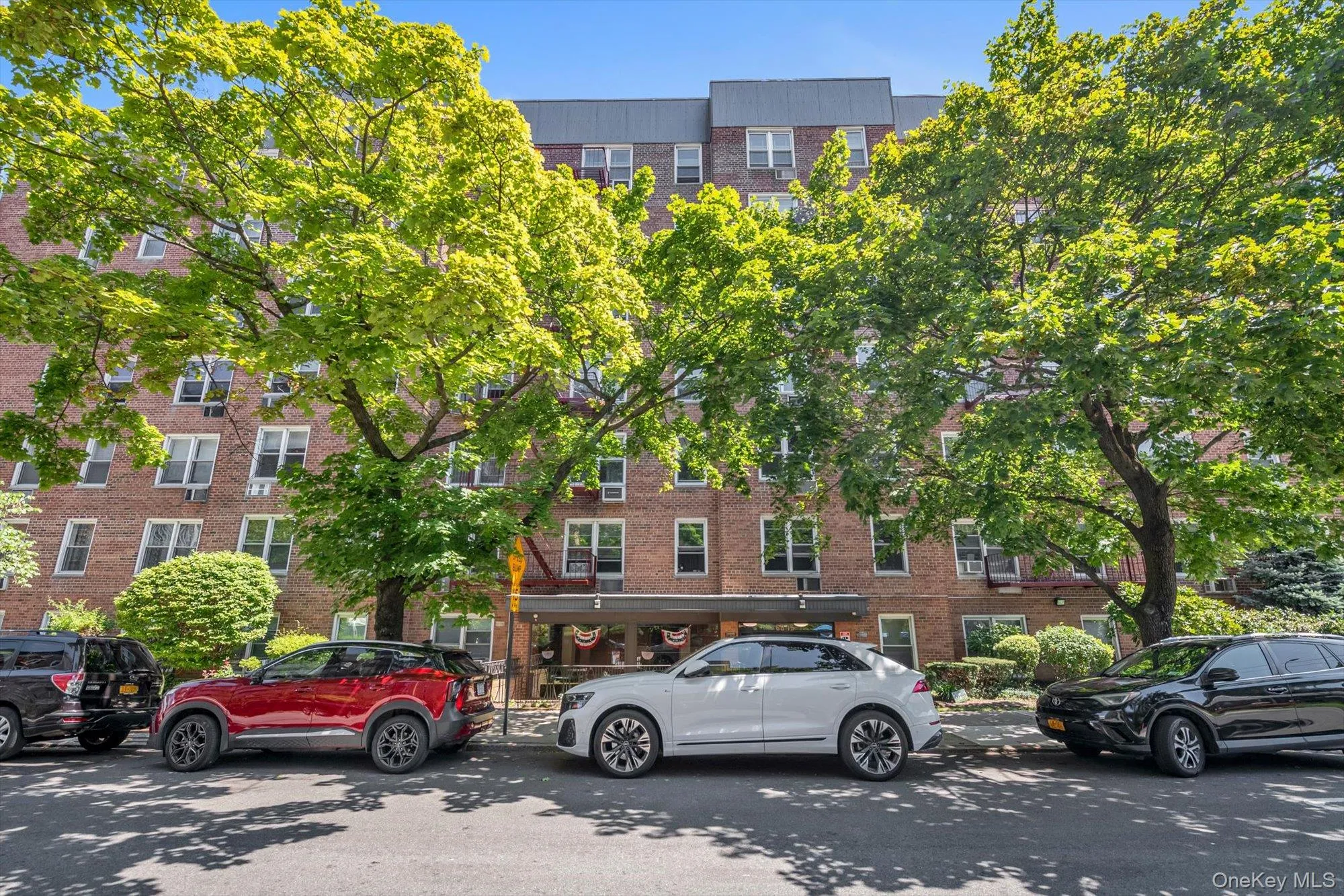 68-15 Selfridge Street, New York, NY, 1 Bedroom Bedrooms, 2 Rooms Rooms,1 BathroomBathrooms,Residential,For Rent,Selfridge,0,1039227 68-15 Selfridge Street, New York, NY, 1 Bedroom Bedrooms, 2 Rooms Rooms,1 BathroomBathrooms,Residential,For Rent,Selfridge,0,1039227