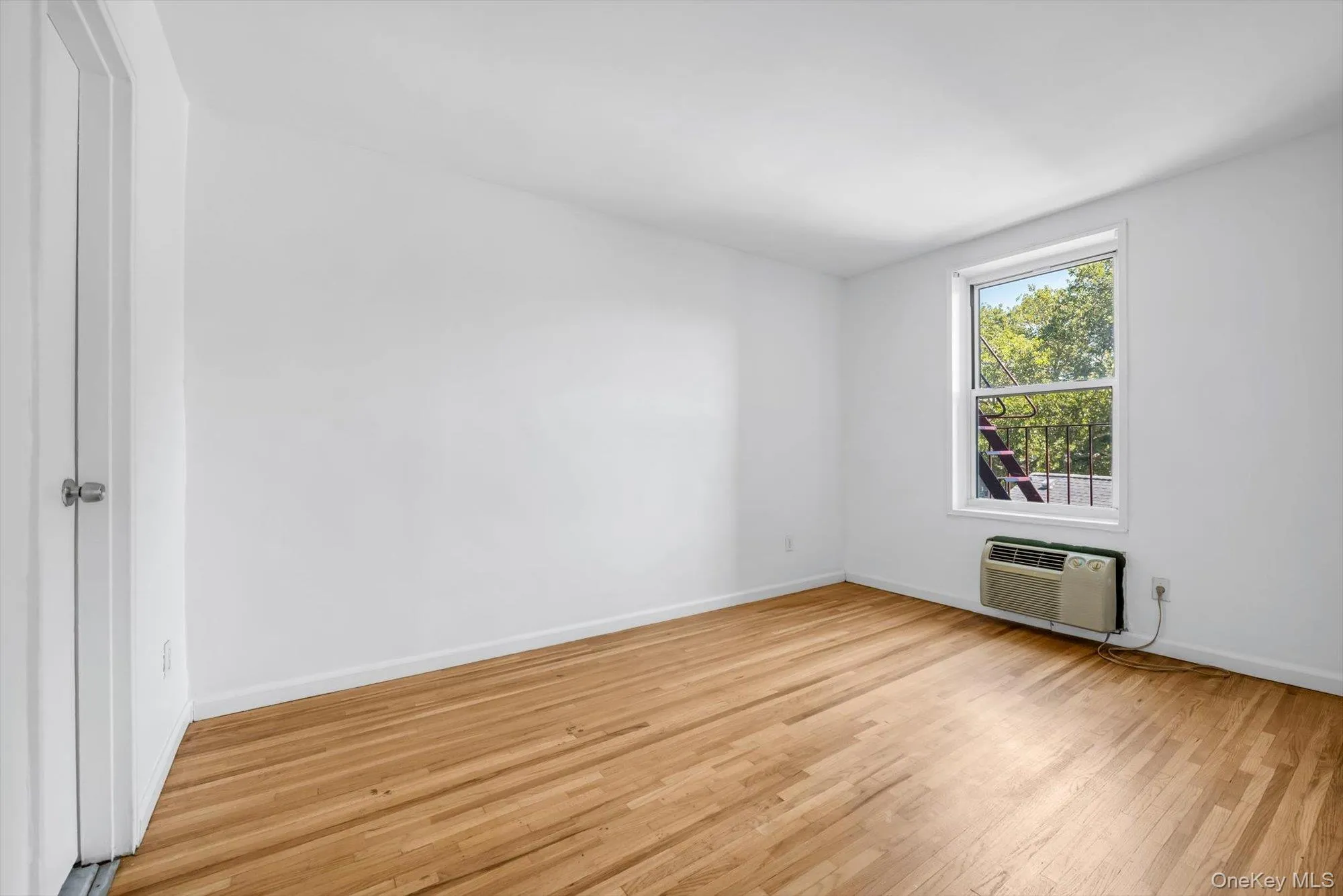 68-15 Selfridge Street, New York, NY, 1 Bedroom Bedrooms, 2 Rooms Rooms,1 BathroomBathrooms,Residential,For Rent,Selfridge,0,1039227 68-15 Selfridge Street, New York, NY, 1 Bedroom Bedrooms, 2 Rooms Rooms,1 BathroomBathrooms,Residential,For Rent,Selfridge,0,1039227