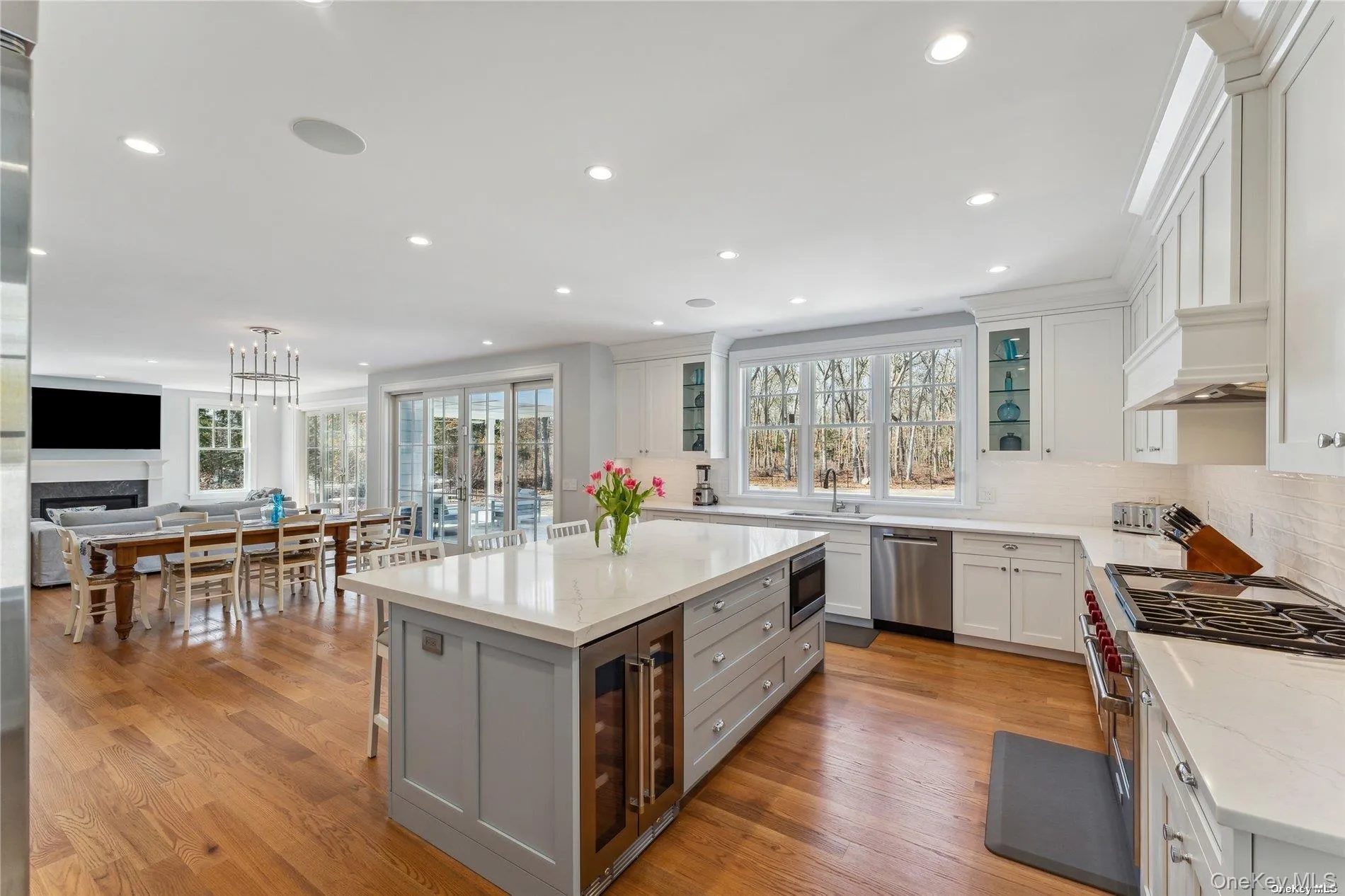 9 Mill Road, Southampton, NY, 6 Bedrooms Bedrooms, 11 Rooms Rooms,5 BathroomsBathrooms,Residential Lease,For Rent,Mill,0,1039229 9 Mill Road, Southampton, NY, 6 Bedrooms Bedrooms, 11 Rooms Rooms,5 BathroomsBathrooms,Residential Lease,For Rent,Mill,0,1039229
