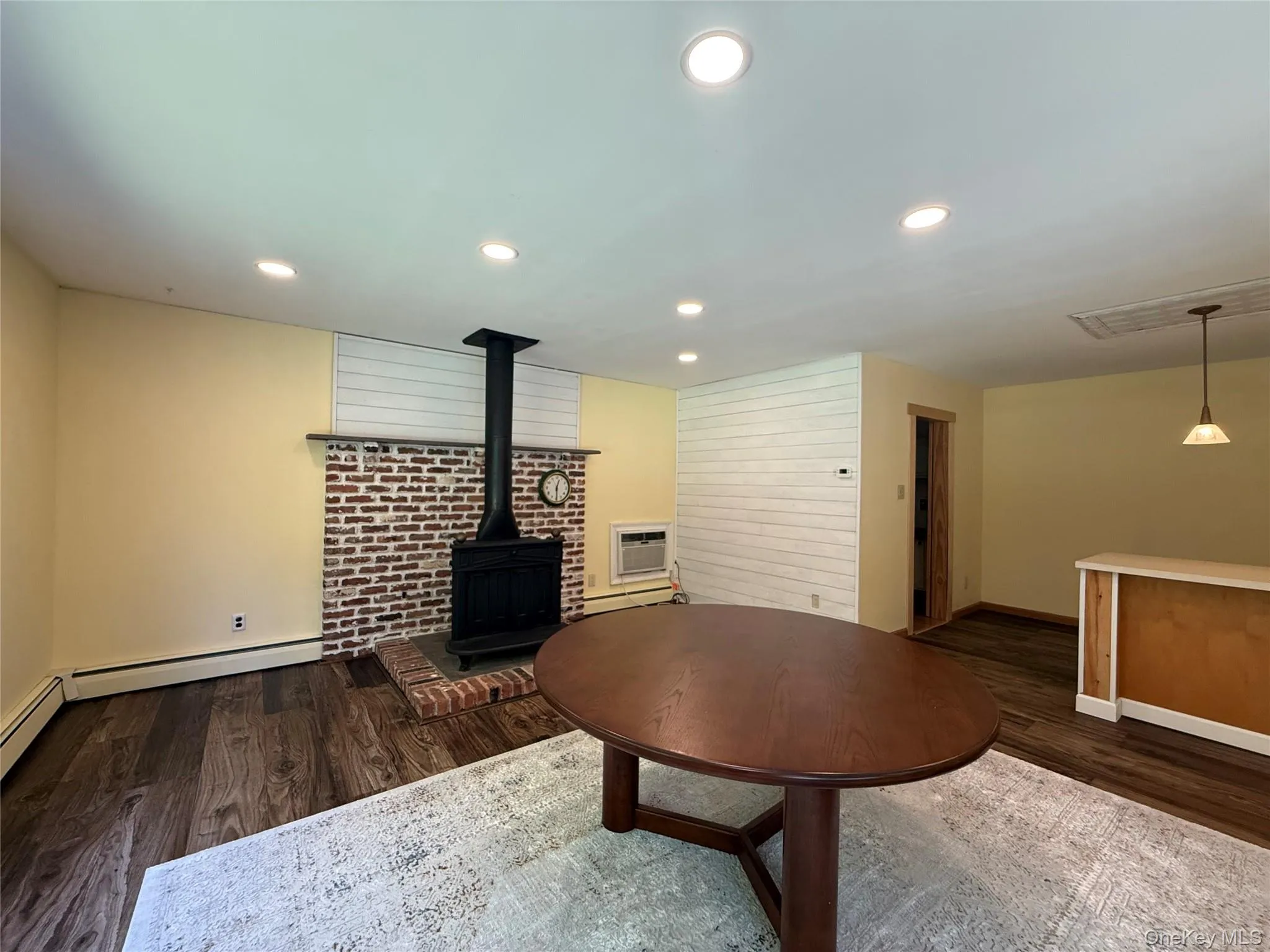 51 Hastings Drive, Brookhaven, NY, 4 Bedrooms Bedrooms, 7 Rooms Rooms,2 BathroomsBathrooms,Residential,For Rent,Hastings,0,1039230 51 Hastings Drive, Brookhaven, NY, 4 Bedrooms Bedrooms, 7 Rooms Rooms,2 BathroomsBathrooms,Residential,For Rent,Hastings,0,1039230