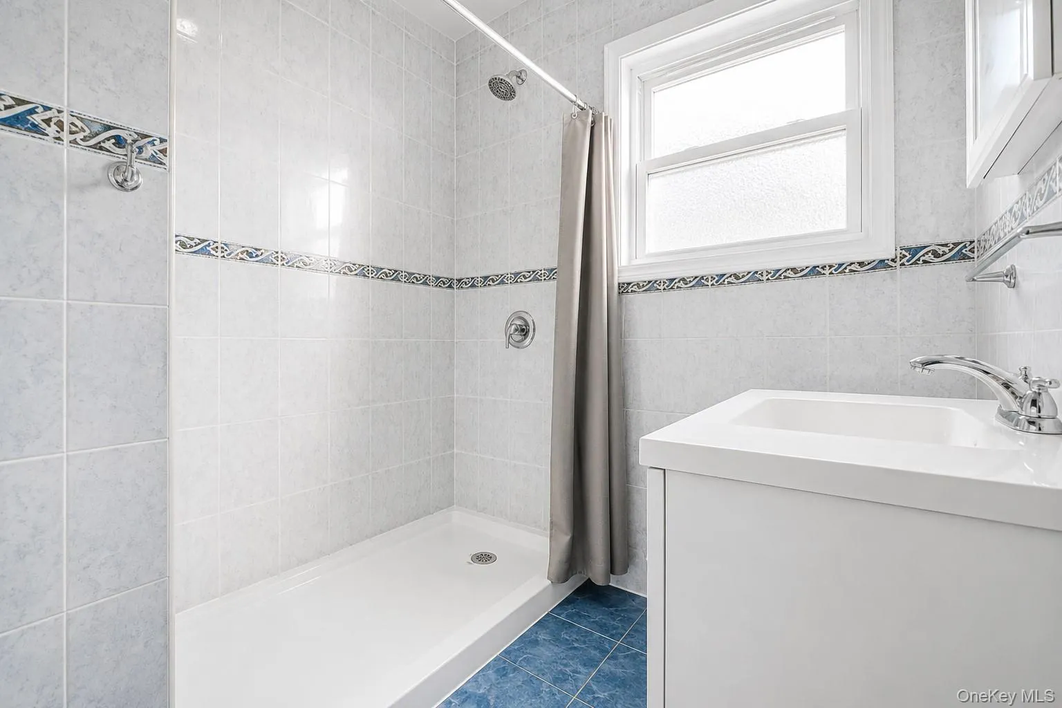 3-08 26th Avenue, New York, NY, 2 Bedrooms Bedrooms, 6 Rooms Rooms,1 BathroomBathrooms,Residential Lease,For Rent,26th,0,1039231 3-08 26th Avenue, New York, NY, 2 Bedrooms Bedrooms, 6 Rooms Rooms,1 BathroomBathrooms,Residential Lease,For Rent,26th,0,1039231
