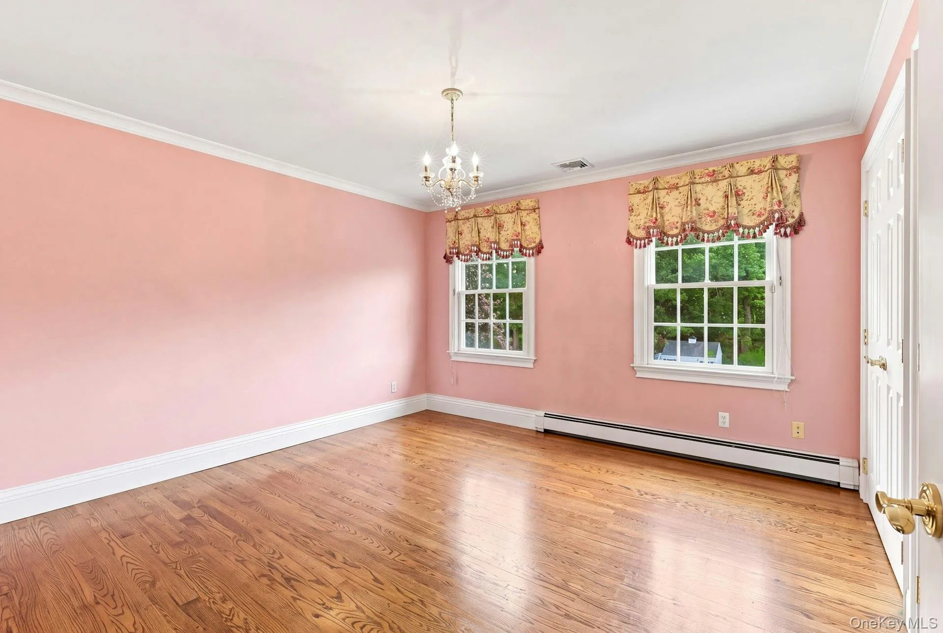 28 Spruce Street, Brookhaven, NY, 6 Bedrooms Bedrooms, 14 Rooms Rooms,4 BathroomsBathrooms,Residential,For Rent,Spruce,0,1039232 28 Spruce Street, Brookhaven, NY, 6 Bedrooms Bedrooms, 14 Rooms Rooms,4 BathroomsBathrooms,Residential,For Rent,Spruce,0,1039232