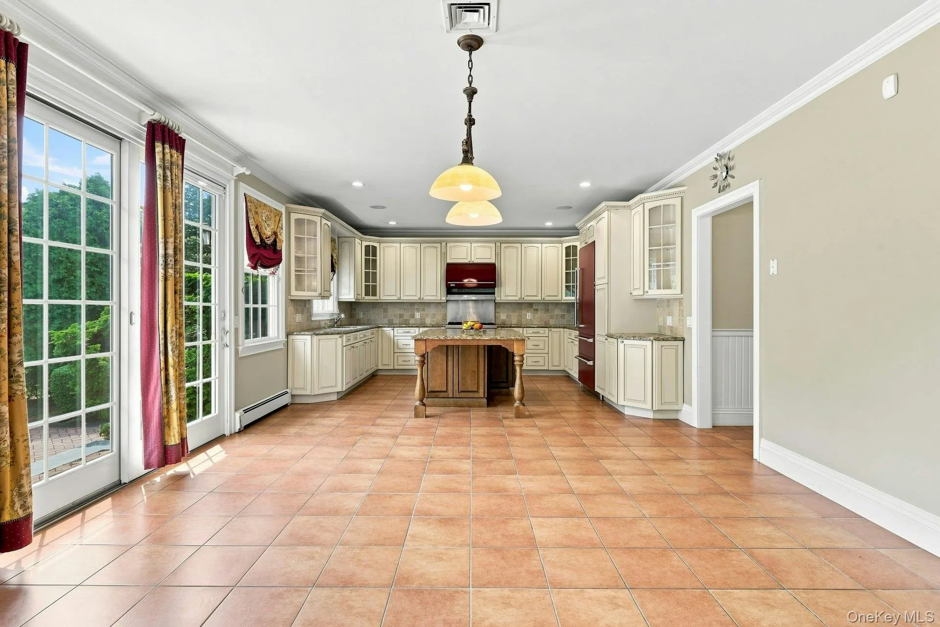 28 Spruce Street, Brookhaven, NY, 6 Bedrooms Bedrooms, 14 Rooms Rooms,4 BathroomsBathrooms,Residential,For Rent,Spruce,0,1039232 28 Spruce Street, Brookhaven, NY, 6 Bedrooms Bedrooms, 14 Rooms Rooms,4 BathroomsBathrooms,Residential,For Rent,Spruce,0,1039232