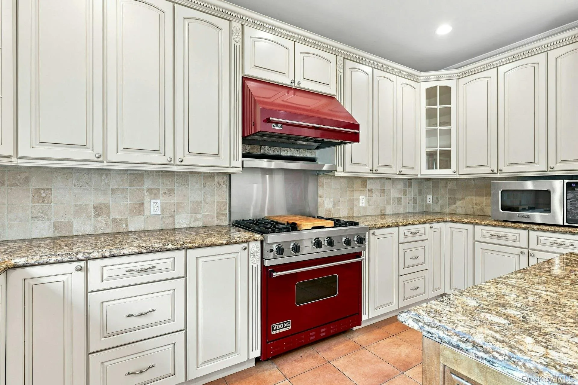 28 Spruce Street, Brookhaven, NY, 6 Bedrooms Bedrooms, 14 Rooms Rooms,4 BathroomsBathrooms,Residential,For Rent,Spruce,0,1039232 28 Spruce Street, Brookhaven, NY, 6 Bedrooms Bedrooms, 14 Rooms Rooms,4 BathroomsBathrooms,Residential,For Rent,Spruce,0,1039232