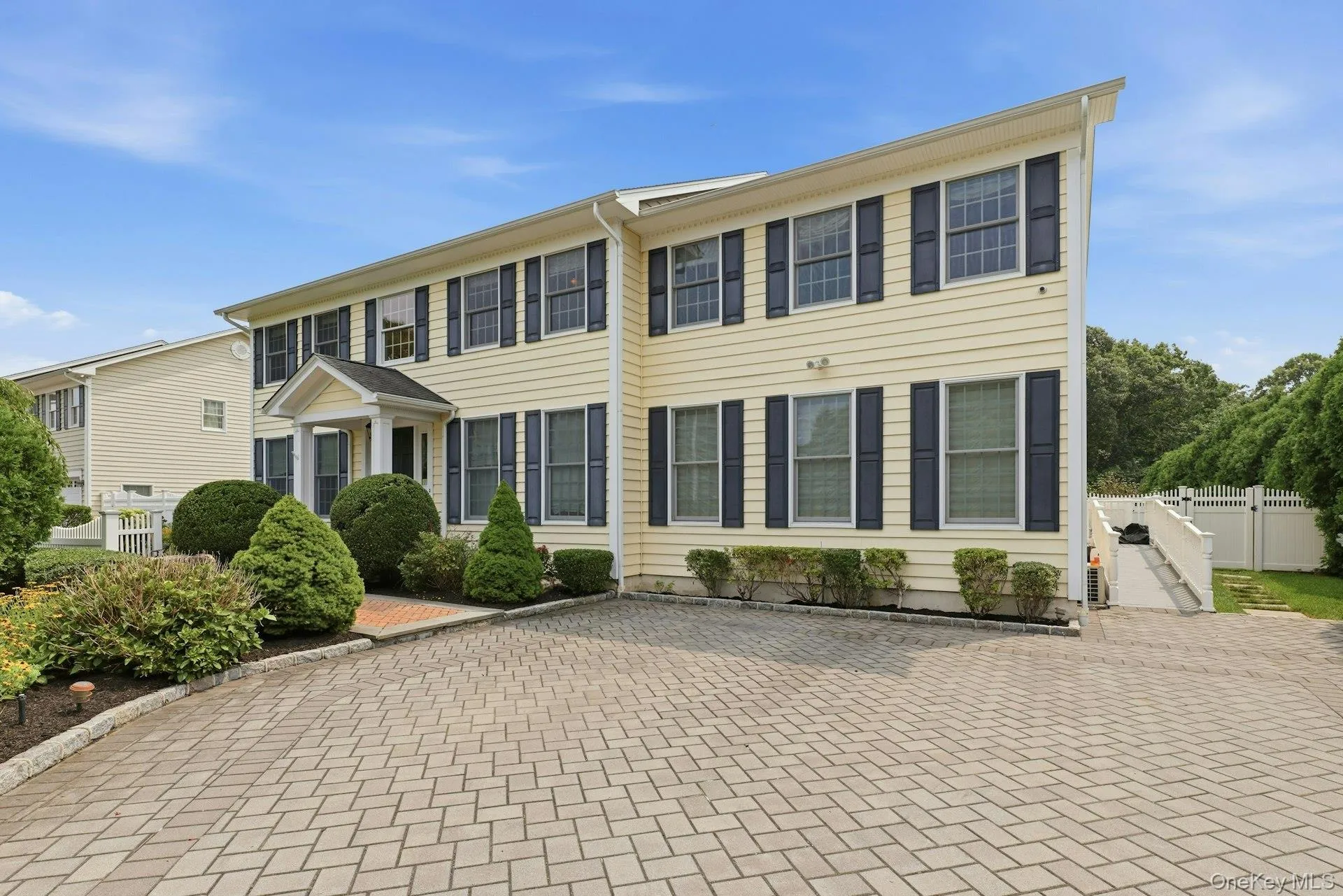 28 Spruce Street, Brookhaven, NY, 6 Bedrooms Bedrooms, 14 Rooms Rooms,4 BathroomsBathrooms,Residential,For Rent,Spruce,0,1039232 28 Spruce Street, Brookhaven, NY, 6 Bedrooms Bedrooms, 14 Rooms Rooms,4 BathroomsBathrooms,Residential,For Rent,Spruce,0,1039232