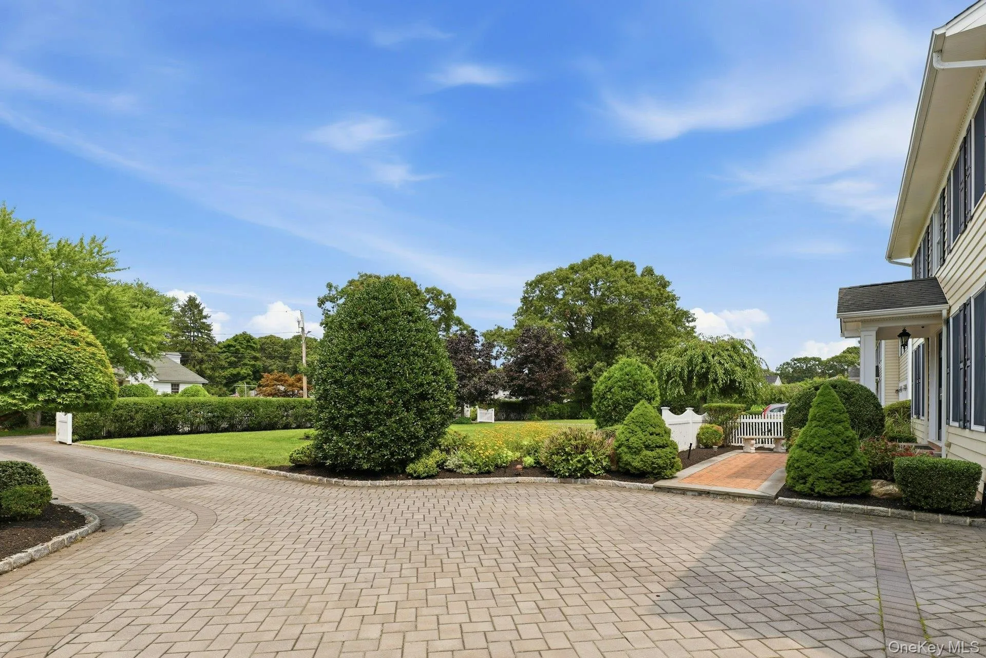 28 Spruce Street, Brookhaven, NY, 6 Bedrooms Bedrooms, 14 Rooms Rooms,4 BathroomsBathrooms,Residential,For Rent,Spruce,0,1039232 28 Spruce Street, Brookhaven, NY, 6 Bedrooms Bedrooms, 14 Rooms Rooms,4 BathroomsBathrooms,Residential,For Rent,Spruce,0,1039232