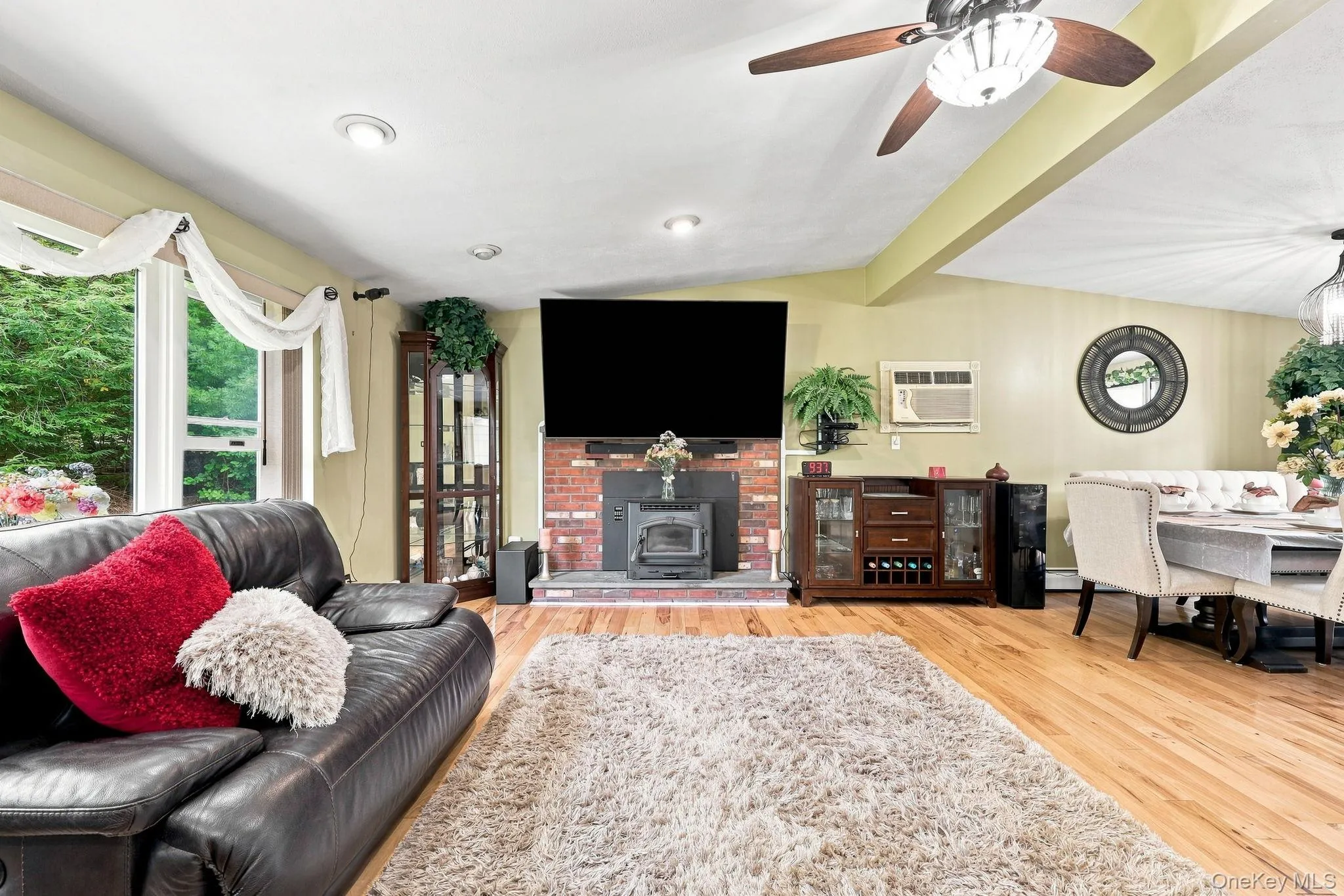 842 Ulster Heights Road, Wawarsing, NY, 5 Bedrooms Bedrooms, 13 Rooms Rooms,3 BathroomsBathrooms,Residential,For Rent,Ulster Heights,0,1039233 842 Ulster Heights Road, Wawarsing, NY, 5 Bedrooms Bedrooms, 13 Rooms Rooms,3 BathroomsBathrooms,Residential,For Rent,Ulster Heights,0,1039233