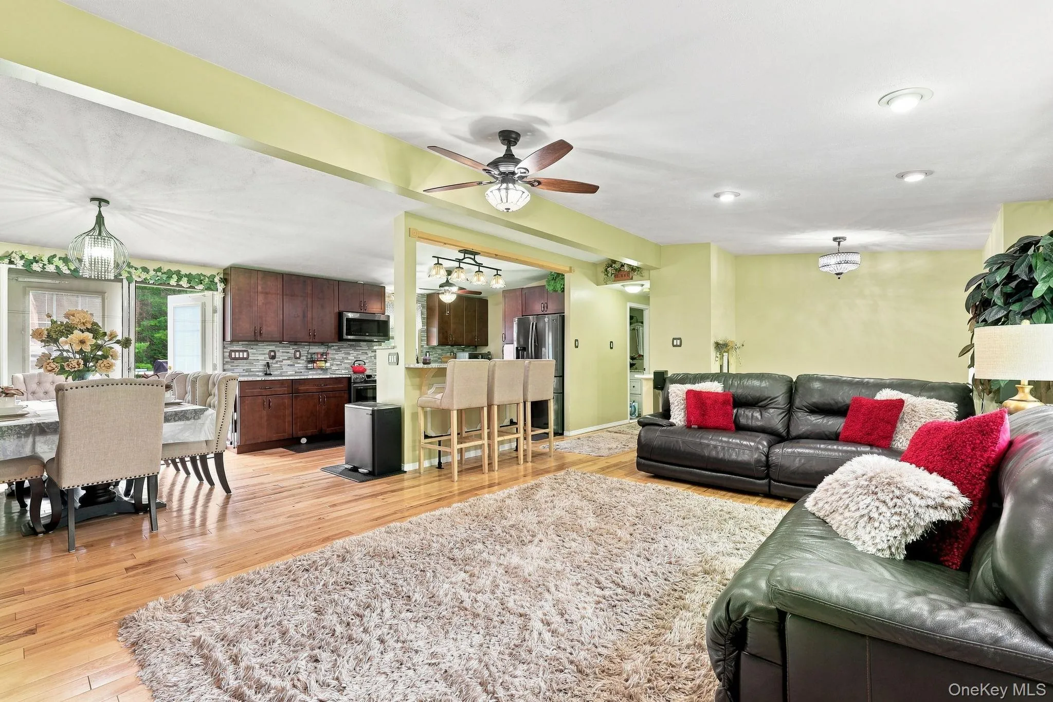 842 Ulster Heights Road, Wawarsing, NY, 5 Bedrooms Bedrooms, 13 Rooms Rooms,3 BathroomsBathrooms,Residential,For Rent,Ulster Heights,0,1039233 842 Ulster Heights Road, Wawarsing, NY, 5 Bedrooms Bedrooms, 13 Rooms Rooms,3 BathroomsBathrooms,Residential,For Rent,Ulster Heights,0,1039233