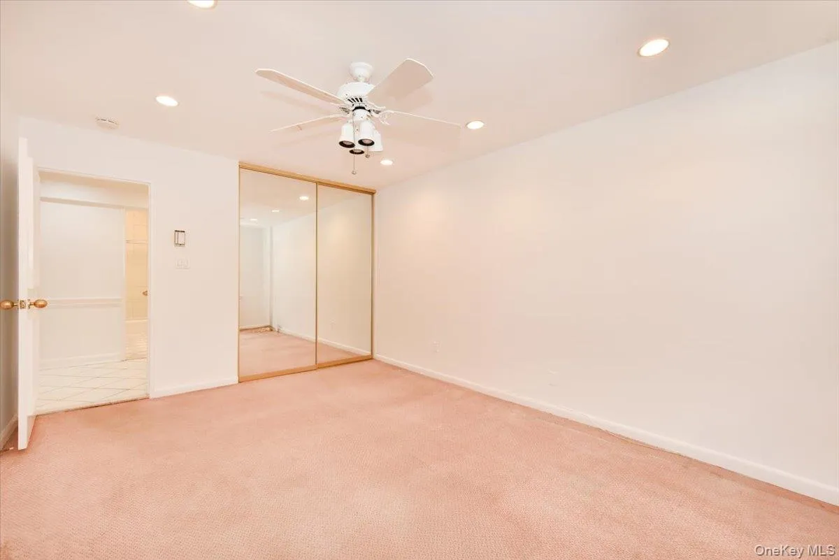 Bedroom 3 Closets Bedroom 3 Closets
