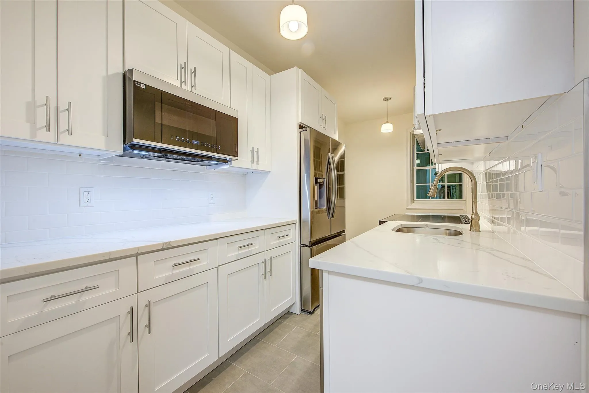 77-12 35th Avenue, New York, NY, 2 Bedrooms Bedrooms, 4 Rooms Rooms,1 BathroomBathrooms,Residential,For Rent,35th,0,1039236 77-12 35th Avenue, New York, NY, 2 Bedrooms Bedrooms, 4 Rooms Rooms,1 BathroomBathrooms,Residential,For Rent,35th,0,1039236