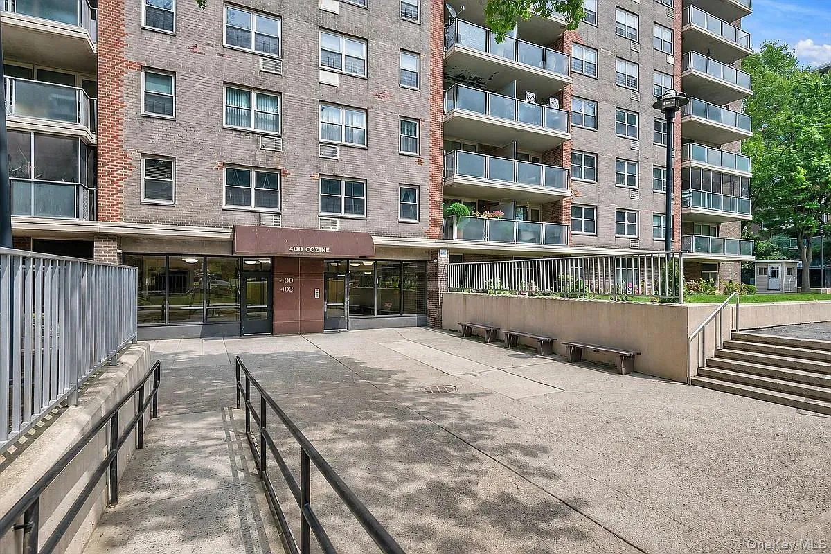 400 Cozine Avenue, New York, NY, 2 Bedrooms Bedrooms, 4 Rooms Rooms,1 BathroomBathrooms,Residential,For Rent,Cozine,0,1039237 400 Cozine Avenue, New York, NY, 2 Bedrooms Bedrooms, 4 Rooms Rooms,1 BathroomBathrooms,Residential,For Rent,Cozine,0,1039237