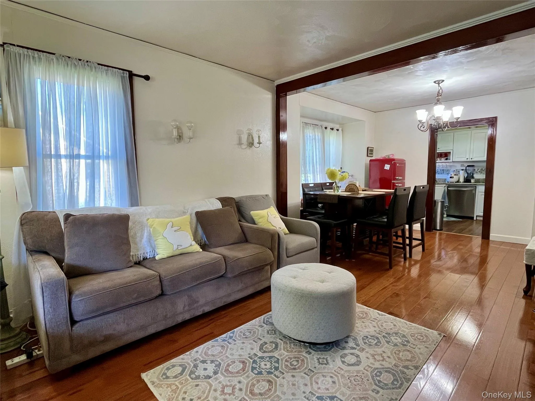 11 Rose Place, Woodbury, NY, 2 Bedrooms Bedrooms, 7 Rooms Rooms,1 BathroomBathrooms,Residential,For Rent,Rose,0,1039240 11 Rose Place, Woodbury, NY, 2 Bedrooms Bedrooms, 7 Rooms Rooms,1 BathroomBathrooms,Residential,For Rent,Rose,0,1039240