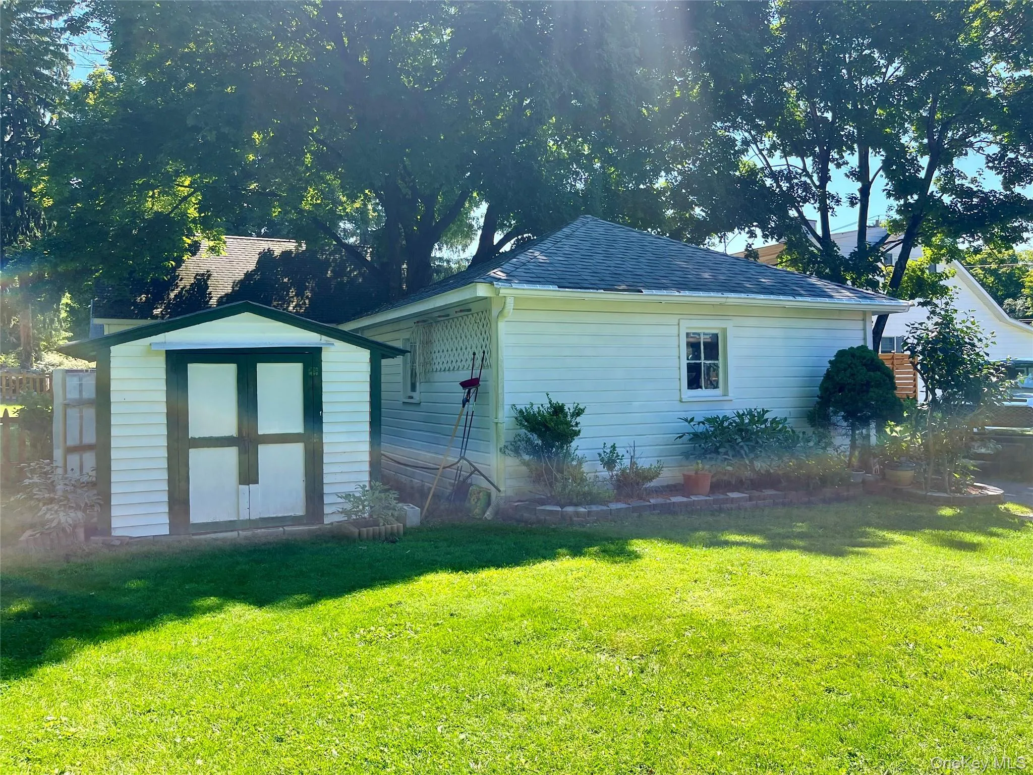 11 Rose Place, Woodbury, NY, 2 Bedrooms Bedrooms, 7 Rooms Rooms,1 BathroomBathrooms,Residential,For Rent,Rose,0,1039240 11 Rose Place, Woodbury, NY, 2 Bedrooms Bedrooms, 7 Rooms Rooms,1 BathroomBathrooms,Residential,For Rent,Rose,0,1039240