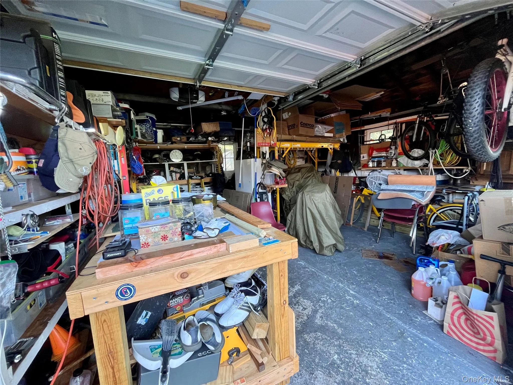 11 Rose Place, Woodbury, NY, 2 Bedrooms Bedrooms, 7 Rooms Rooms,1 BathroomBathrooms,Residential,For Rent,Rose,0,1039240 11 Rose Place, Woodbury, NY, 2 Bedrooms Bedrooms, 7 Rooms Rooms,1 BathroomBathrooms,Residential,For Rent,Rose,0,1039240