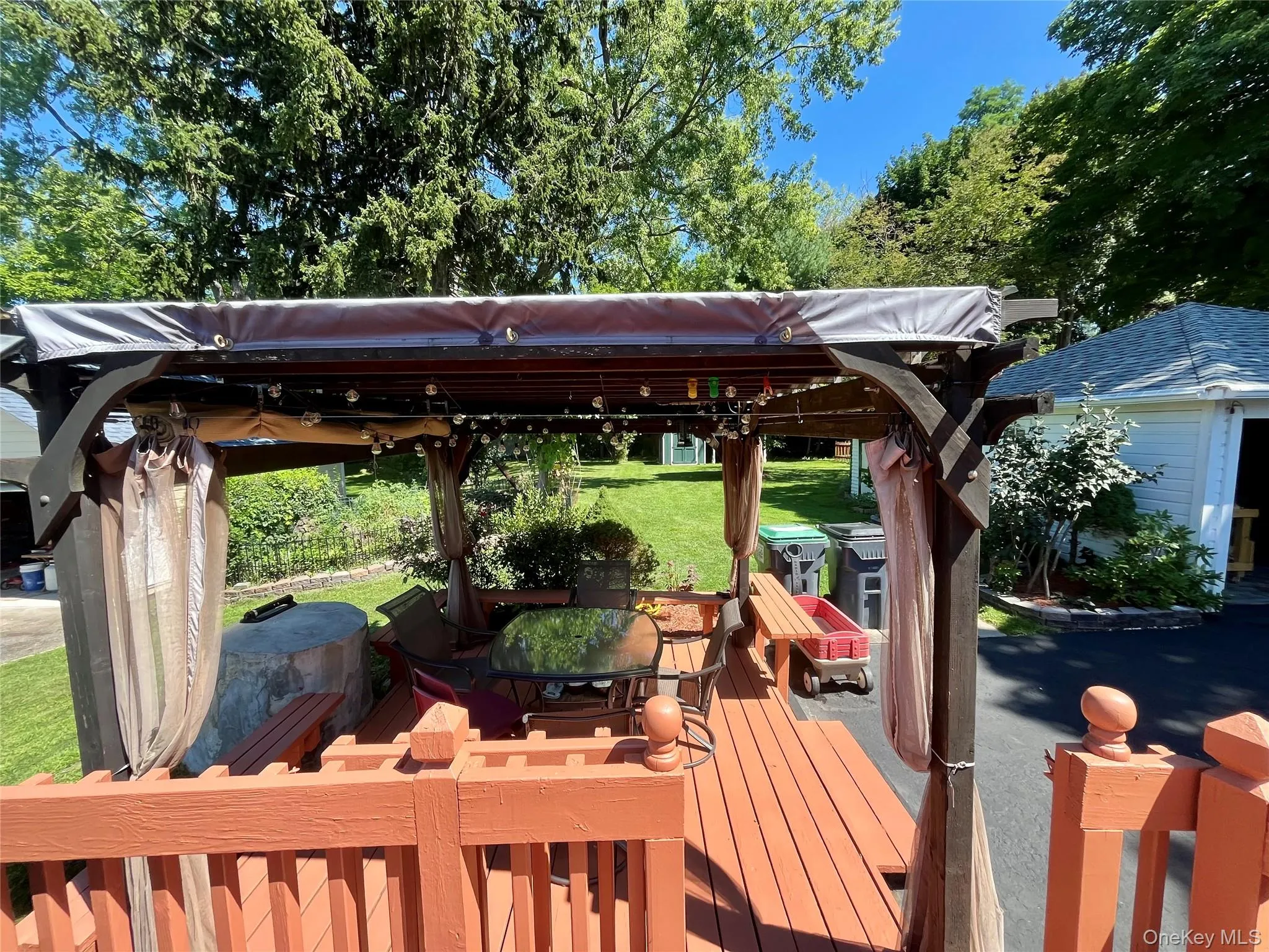 11 Rose Place, Woodbury, NY, 2 Bedrooms Bedrooms, 7 Rooms Rooms,1 BathroomBathrooms,Residential,For Rent,Rose,0,1039240 11 Rose Place, Woodbury, NY, 2 Bedrooms Bedrooms, 7 Rooms Rooms,1 BathroomBathrooms,Residential,For Rent,Rose,0,1039240