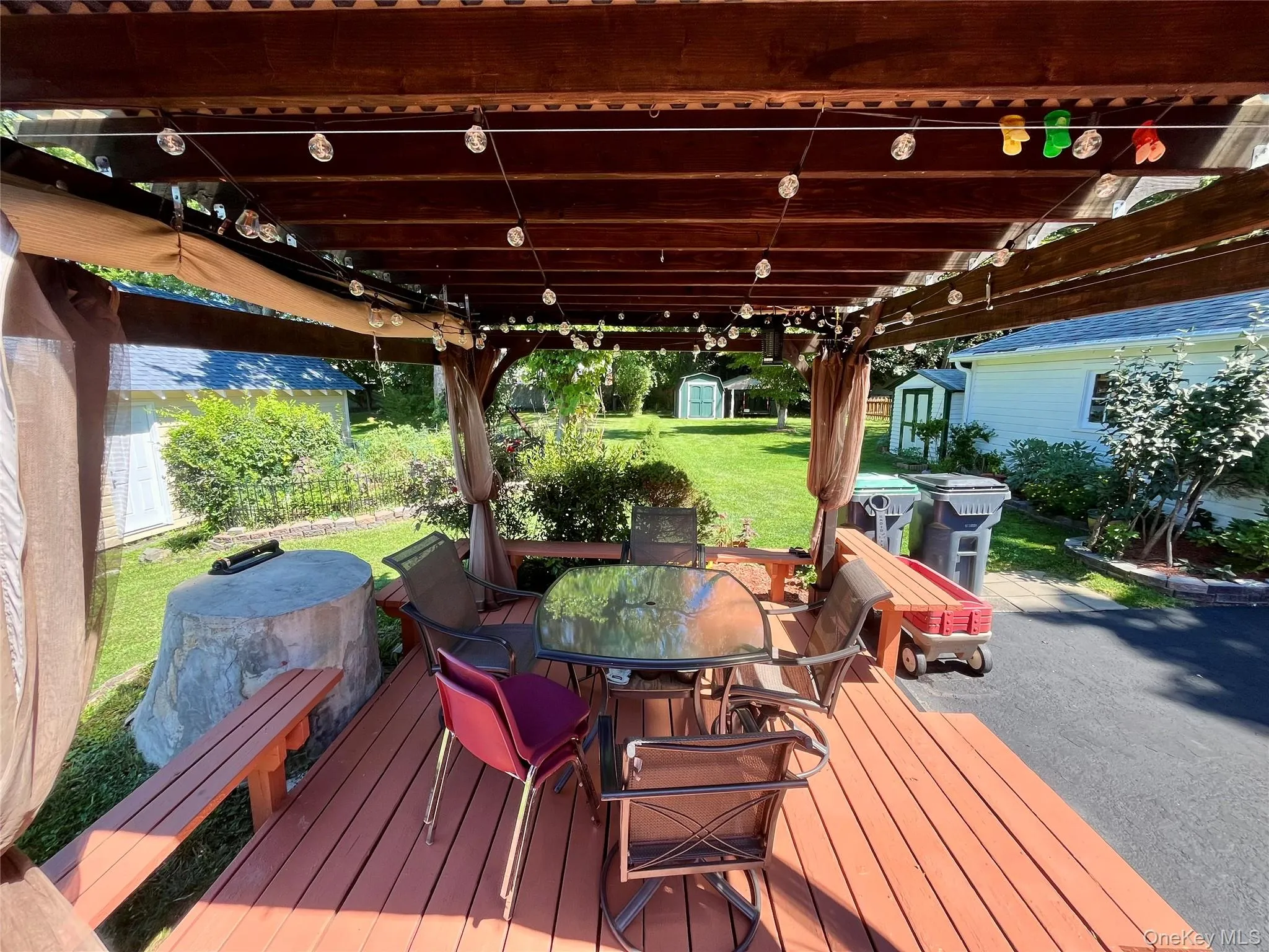 11 Rose Place, Woodbury, NY, 2 Bedrooms Bedrooms, 7 Rooms Rooms,1 BathroomBathrooms,Residential,For Rent,Rose,0,1039240 11 Rose Place, Woodbury, NY, 2 Bedrooms Bedrooms, 7 Rooms Rooms,1 BathroomBathrooms,Residential,For Rent,Rose,0,1039240