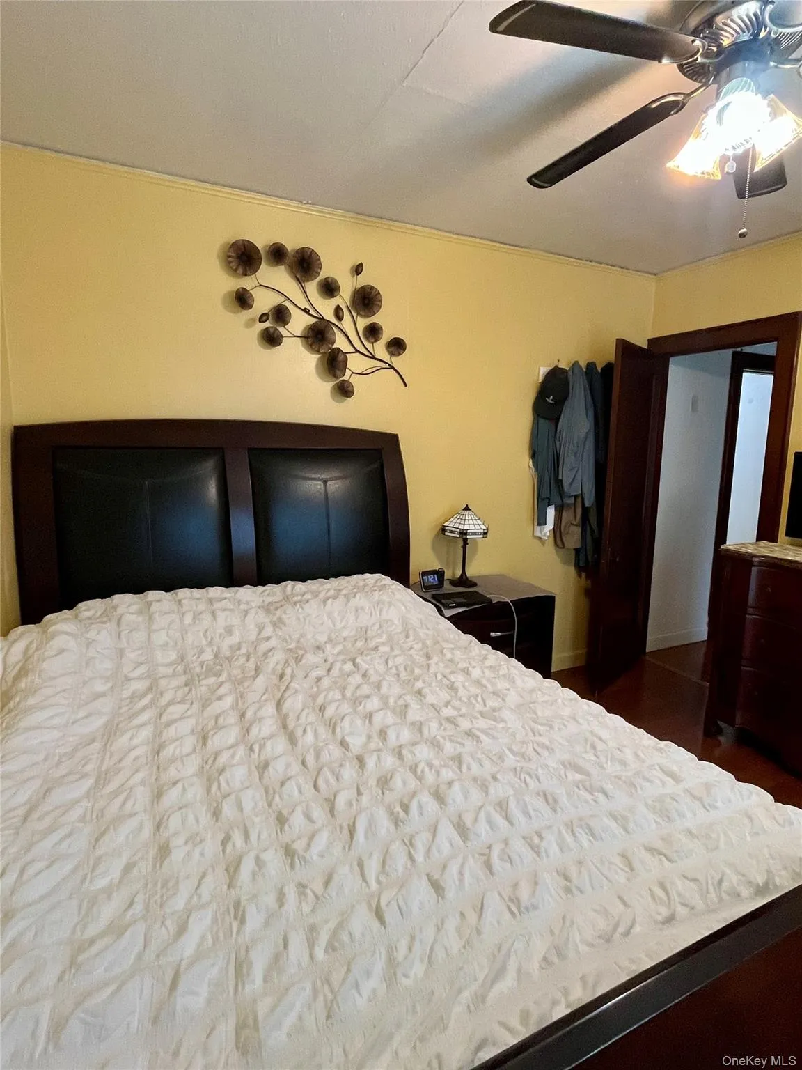 11 Rose Place, Woodbury, NY, 2 Bedrooms Bedrooms, 7 Rooms Rooms,1 BathroomBathrooms,Residential,For Rent,Rose,0,1039240 11 Rose Place, Woodbury, NY, 2 Bedrooms Bedrooms, 7 Rooms Rooms,1 BathroomBathrooms,Residential,For Rent,Rose,0,1039240