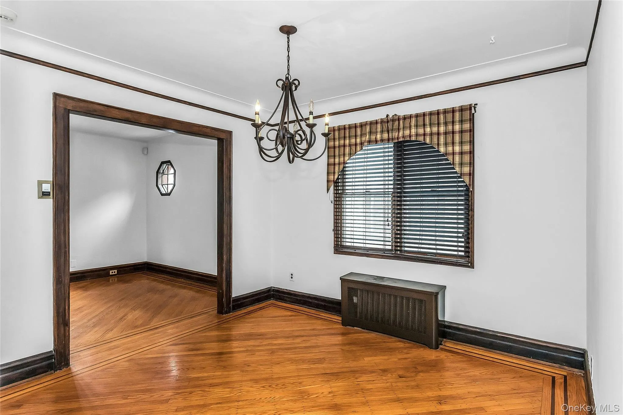 962 Gabriel Avenue, Hempstead, NY, 3 Bedrooms Bedrooms, 8 Rooms Rooms,2 BathroomsBathrooms,Residential,For Rent,Gabriel,0,1039241 962 Gabriel Avenue, Hempstead, NY, 3 Bedrooms Bedrooms, 8 Rooms Rooms,2 BathroomsBathrooms,Residential,For Rent,Gabriel,0,1039241