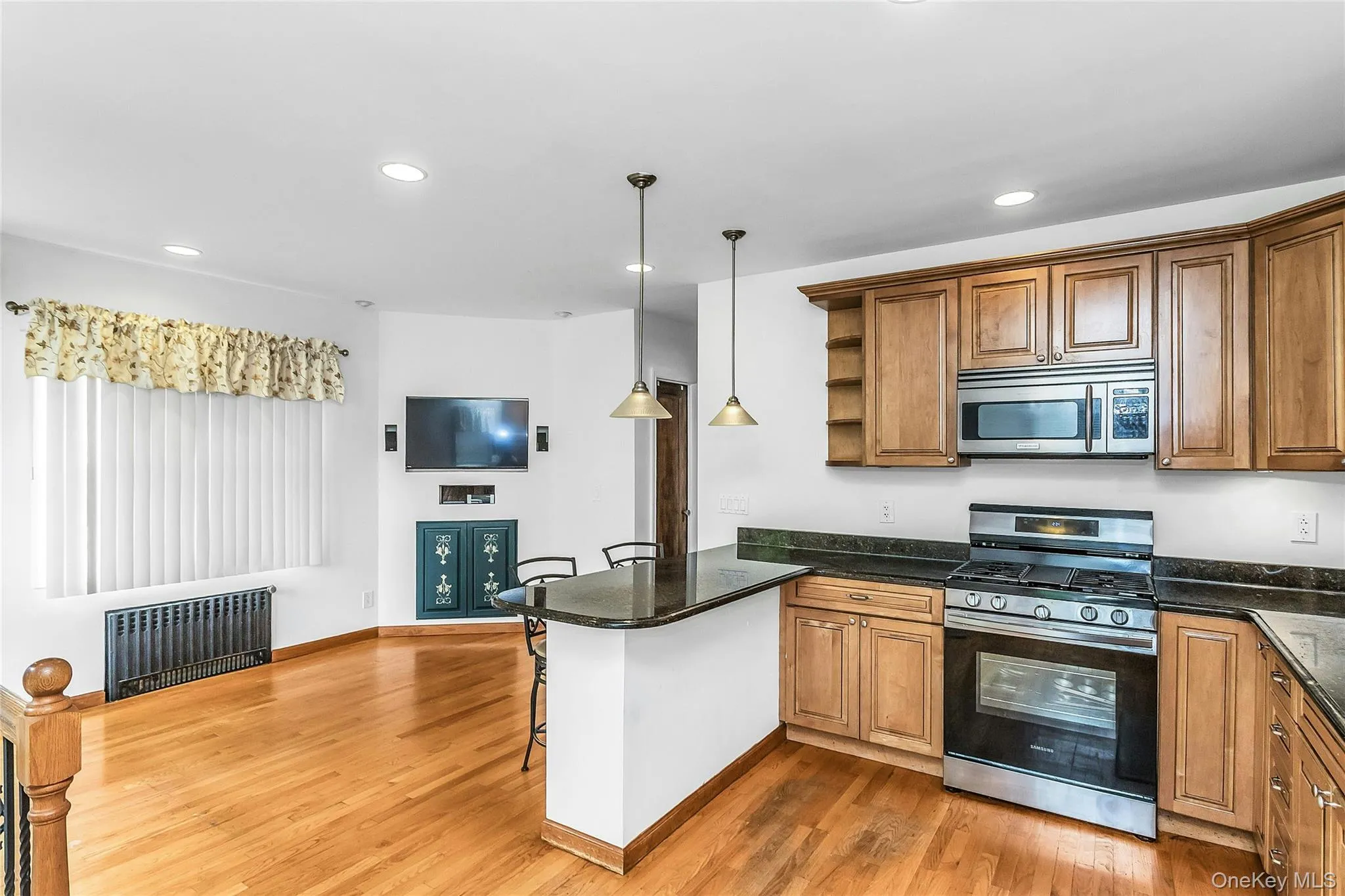 962 Gabriel Avenue, Hempstead, NY, 3 Bedrooms Bedrooms, 8 Rooms Rooms,2 BathroomsBathrooms,Residential,For Rent,Gabriel,0,1039241 962 Gabriel Avenue, Hempstead, NY, 3 Bedrooms Bedrooms, 8 Rooms Rooms,2 BathroomsBathrooms,Residential,For Rent,Gabriel,0,1039241