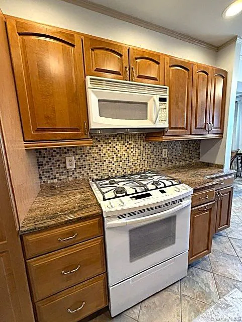 250 Broadway, Yonkers, NY, 2 Bedrooms Bedrooms, 5 Rooms Rooms,1 BathroomBathrooms,Residential,For Rent,Broadway,0,1039242 250 Broadway, Yonkers, NY, 2 Bedrooms Bedrooms, 5 Rooms Rooms,1 BathroomBathrooms,Residential,For Rent,Broadway,0,1039242