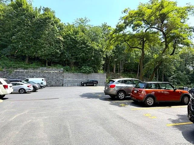 250 Broadway, Yonkers, NY, 2 Bedrooms Bedrooms, 5 Rooms Rooms,1 BathroomBathrooms,Residential,For Rent,Broadway,0,1039242 250 Broadway, Yonkers, NY, 2 Bedrooms Bedrooms, 5 Rooms Rooms,1 BathroomBathrooms,Residential,For Rent,Broadway,0,1039242
