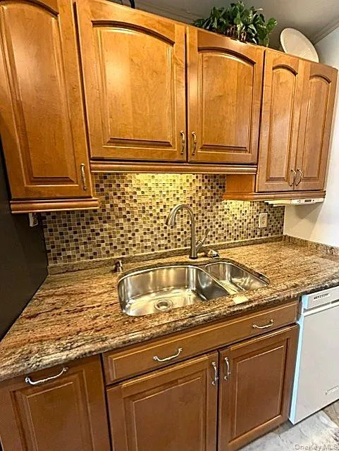 250 Broadway, Yonkers, NY, 2 Bedrooms Bedrooms, 5 Rooms Rooms,1 BathroomBathrooms,Residential,For Rent,Broadway,0,1039242 250 Broadway, Yonkers, NY, 2 Bedrooms Bedrooms, 5 Rooms Rooms,1 BathroomBathrooms,Residential,For Rent,Broadway,0,1039242