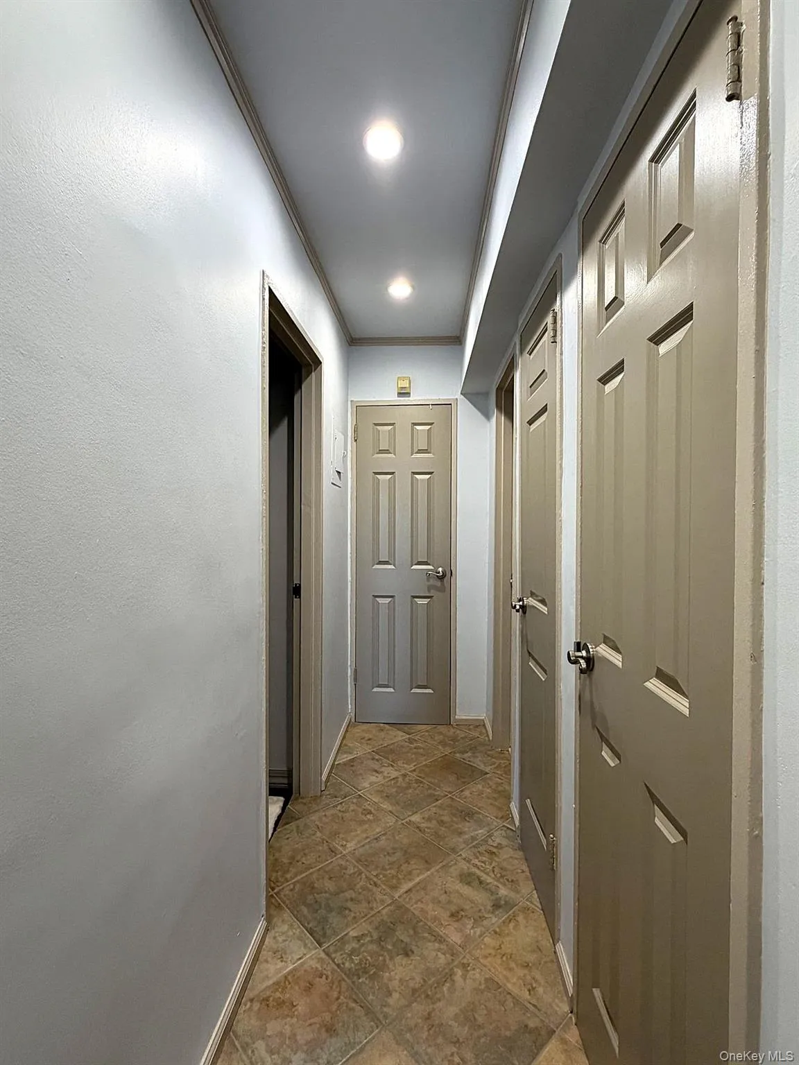 Hallway from main area to the bedrooms Hallway from main area to the bedrooms