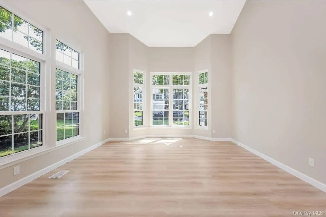 103 Colony Drive, Islip, NY, 4 Bedrooms Bedrooms, 8 Rooms Rooms,2 BathroomsBathrooms,Residential,For Rent,Colony,0,1039251 103 Colony Drive, Islip, NY, 4 Bedrooms Bedrooms, 8 Rooms Rooms,2 BathroomsBathrooms,Residential,For Rent,Colony,0,1039251