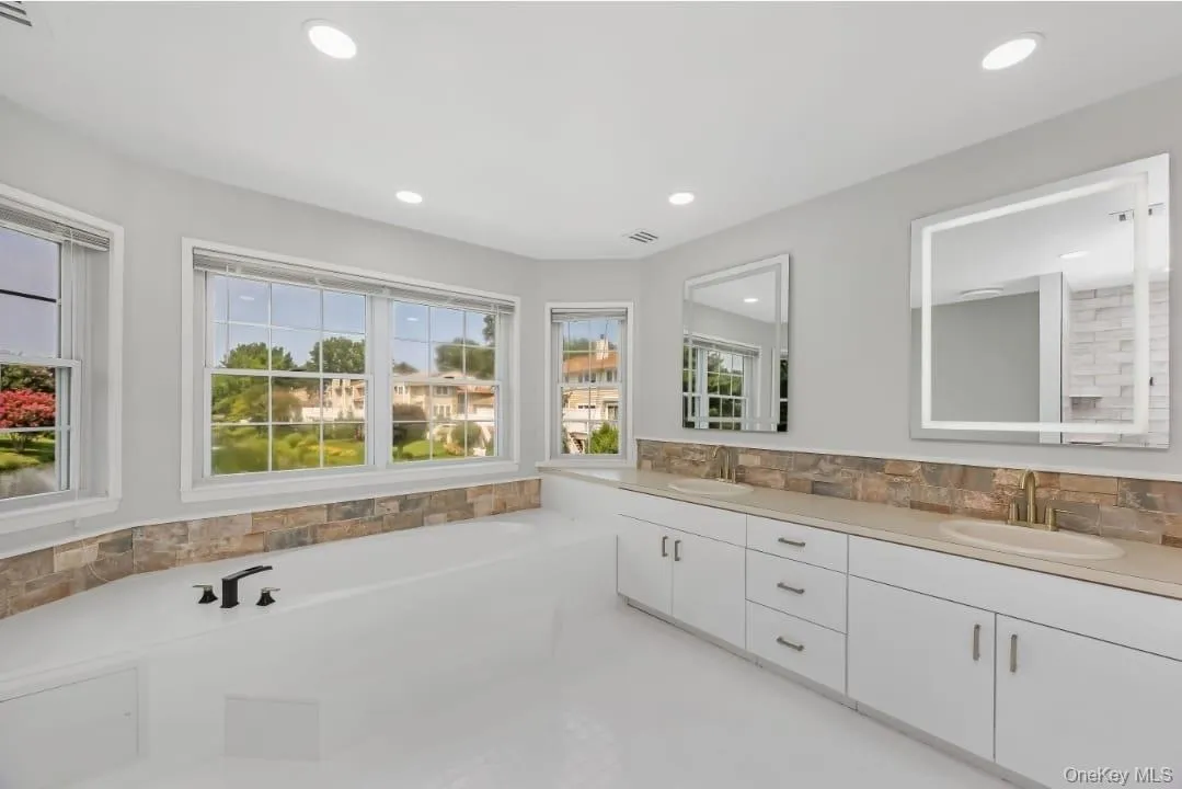 103 Colony Drive, Islip, NY, 4 Bedrooms Bedrooms, 8 Rooms Rooms,2 BathroomsBathrooms,Residential,For Rent,Colony,0,1039251 103 Colony Drive, Islip, NY, 4 Bedrooms Bedrooms, 8 Rooms Rooms,2 BathroomsBathrooms,Residential,For Rent,Colony,0,1039251