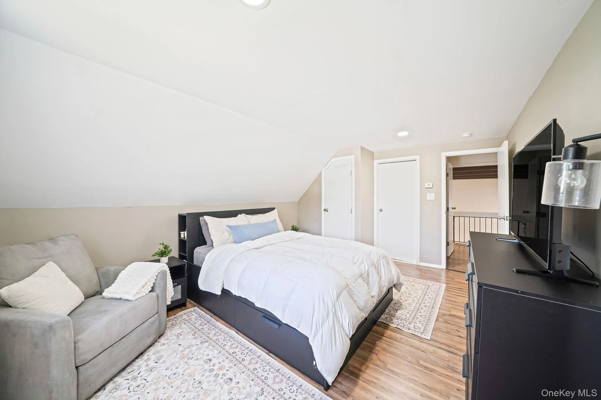 688 Hawkins Road, Brookhaven, NY, 4 Bedrooms Bedrooms, 8 Rooms Rooms,2 BathroomsBathrooms,Residential,For Rent,Hawkins,0,1039252 688 Hawkins Road, Brookhaven, NY, 4 Bedrooms Bedrooms, 8 Rooms Rooms,2 BathroomsBathrooms,Residential,For Rent,Hawkins,0,1039252