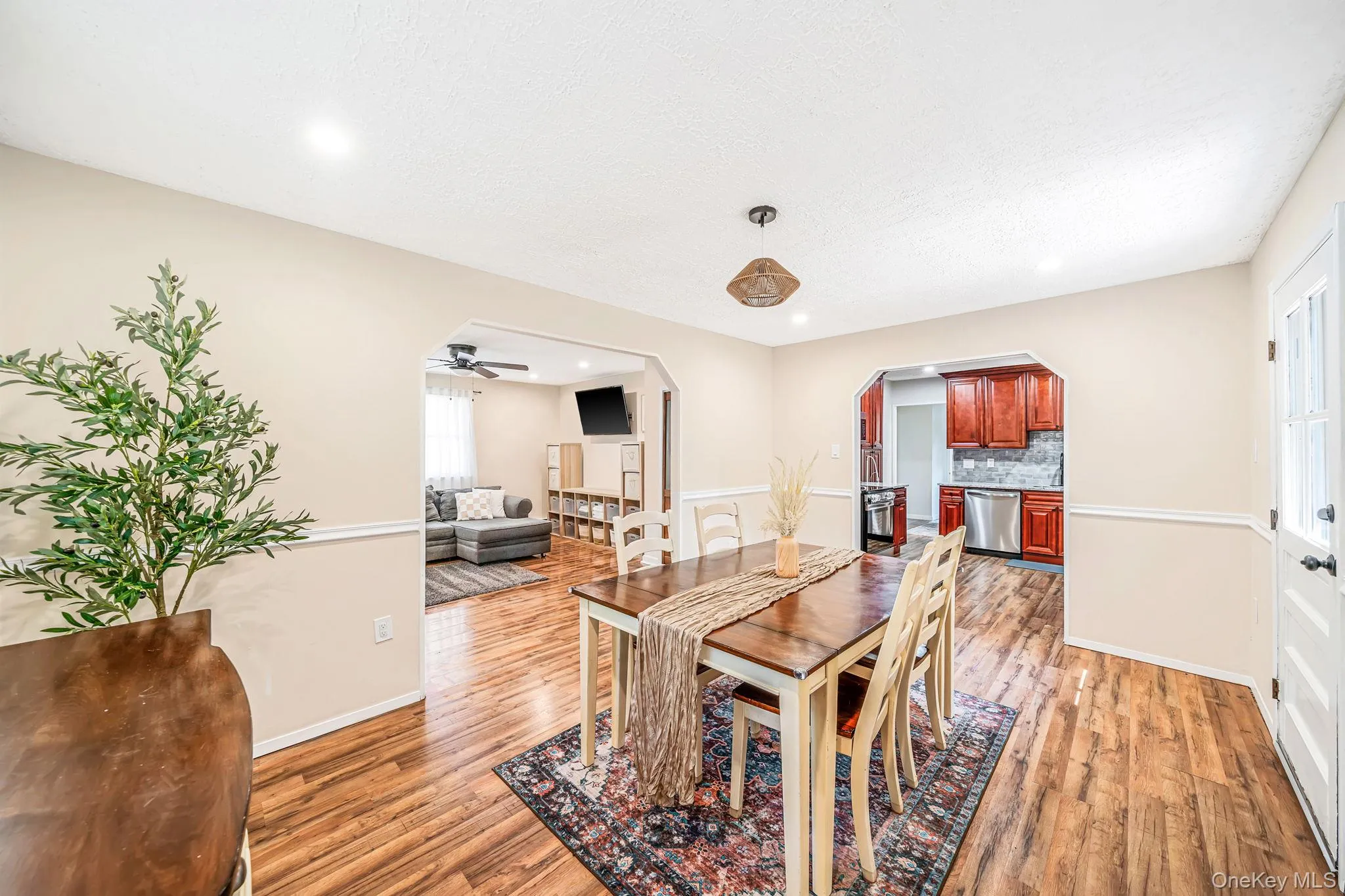 688 Hawkins Road, Brookhaven, NY, 4 Bedrooms Bedrooms, 8 Rooms Rooms,2 BathroomsBathrooms,Residential,For Rent,Hawkins,0,1039252 688 Hawkins Road, Brookhaven, NY, 4 Bedrooms Bedrooms, 8 Rooms Rooms,2 BathroomsBathrooms,Residential,For Rent,Hawkins,0,1039252