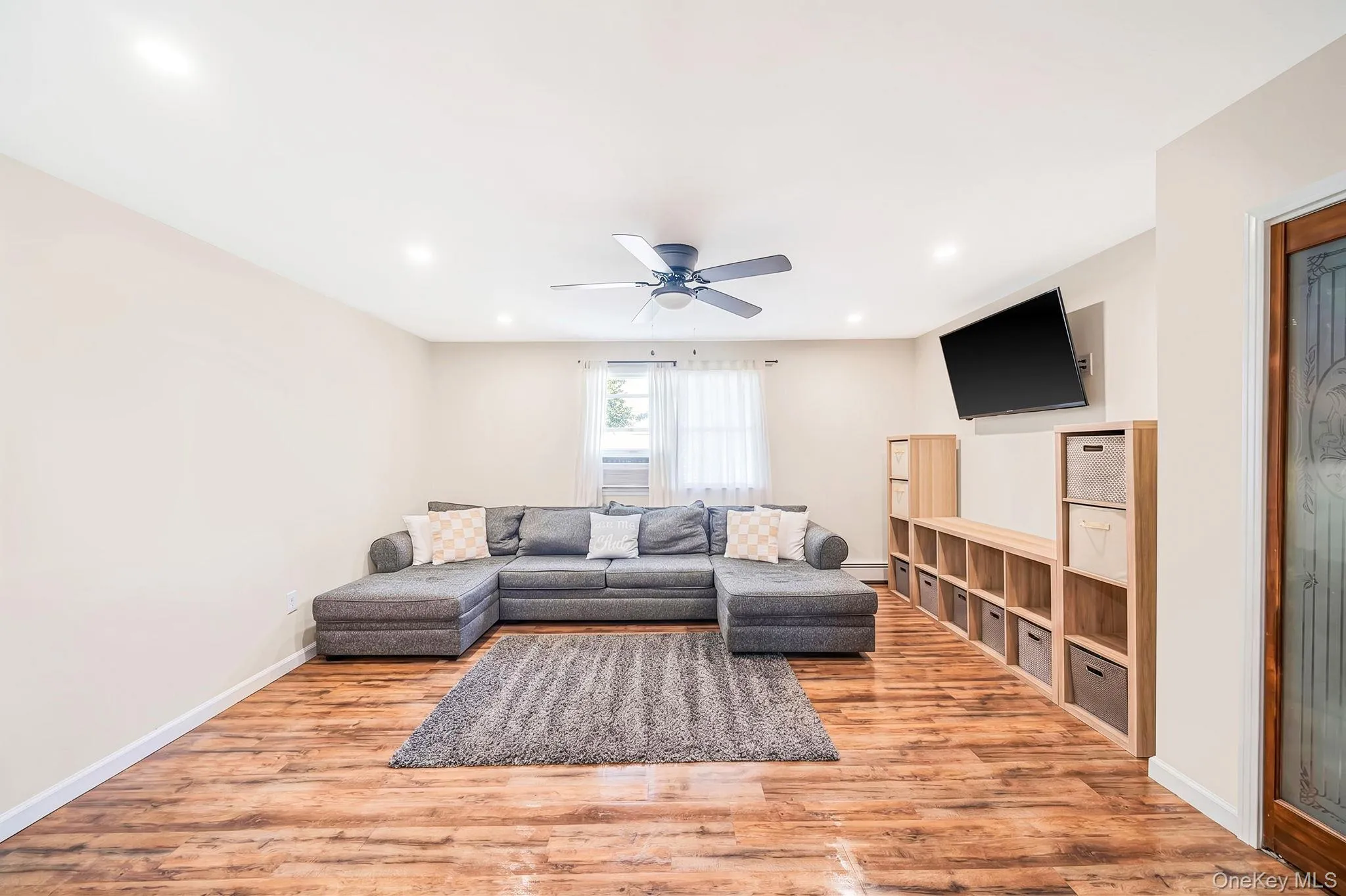 688 Hawkins Road, Brookhaven, NY, 4 Bedrooms Bedrooms, 8 Rooms Rooms,2 BathroomsBathrooms,Residential,For Rent,Hawkins,0,1039252 688 Hawkins Road, Brookhaven, NY, 4 Bedrooms Bedrooms, 8 Rooms Rooms,2 BathroomsBathrooms,Residential,For Rent,Hawkins,0,1039252