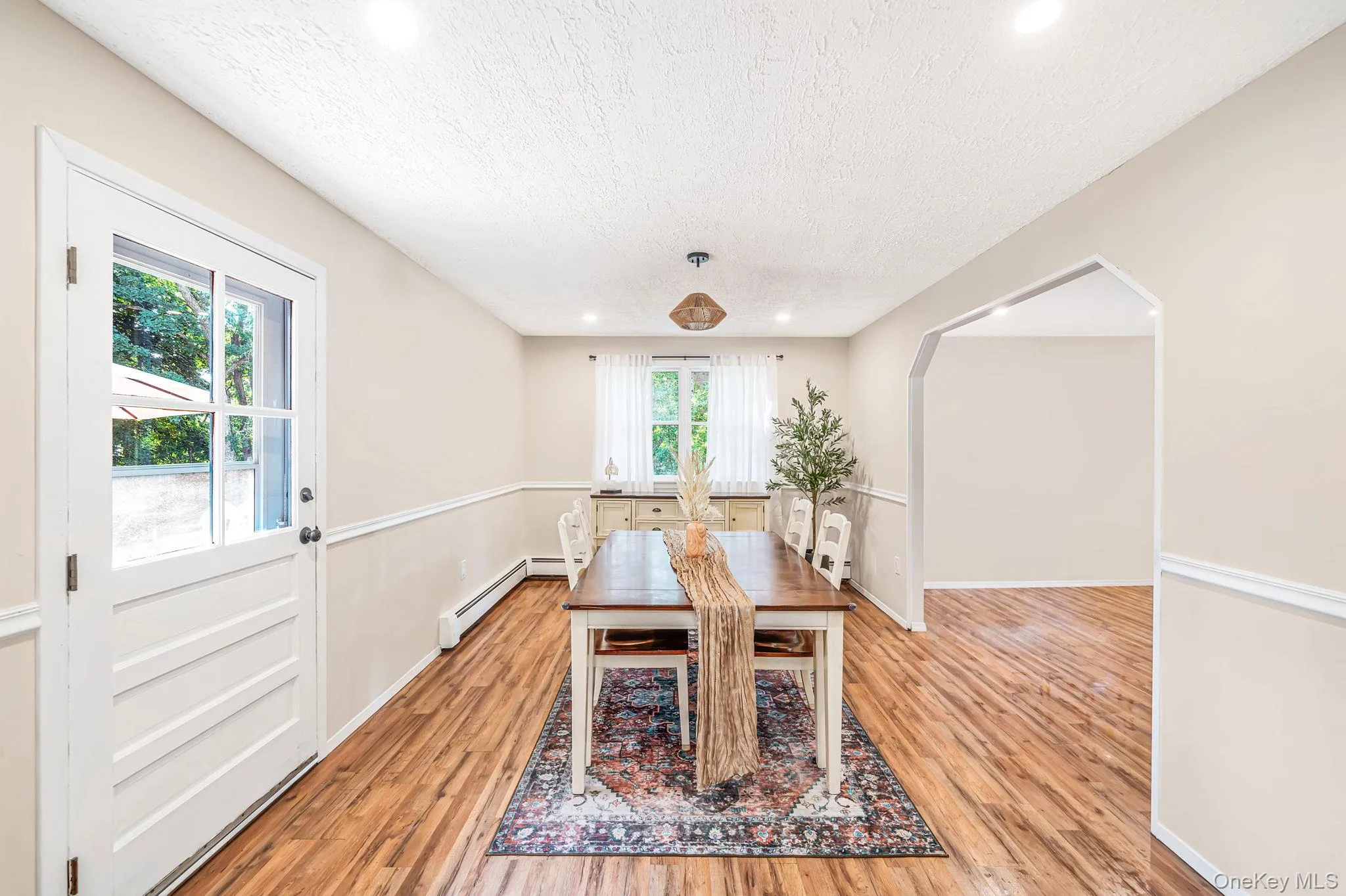 688 Hawkins Road, Brookhaven, NY, 4 Bedrooms Bedrooms, 8 Rooms Rooms,2 BathroomsBathrooms,Residential,For Rent,Hawkins,0,1039252 688 Hawkins Road, Brookhaven, NY, 4 Bedrooms Bedrooms, 8 Rooms Rooms,2 BathroomsBathrooms,Residential,For Rent,Hawkins,0,1039252