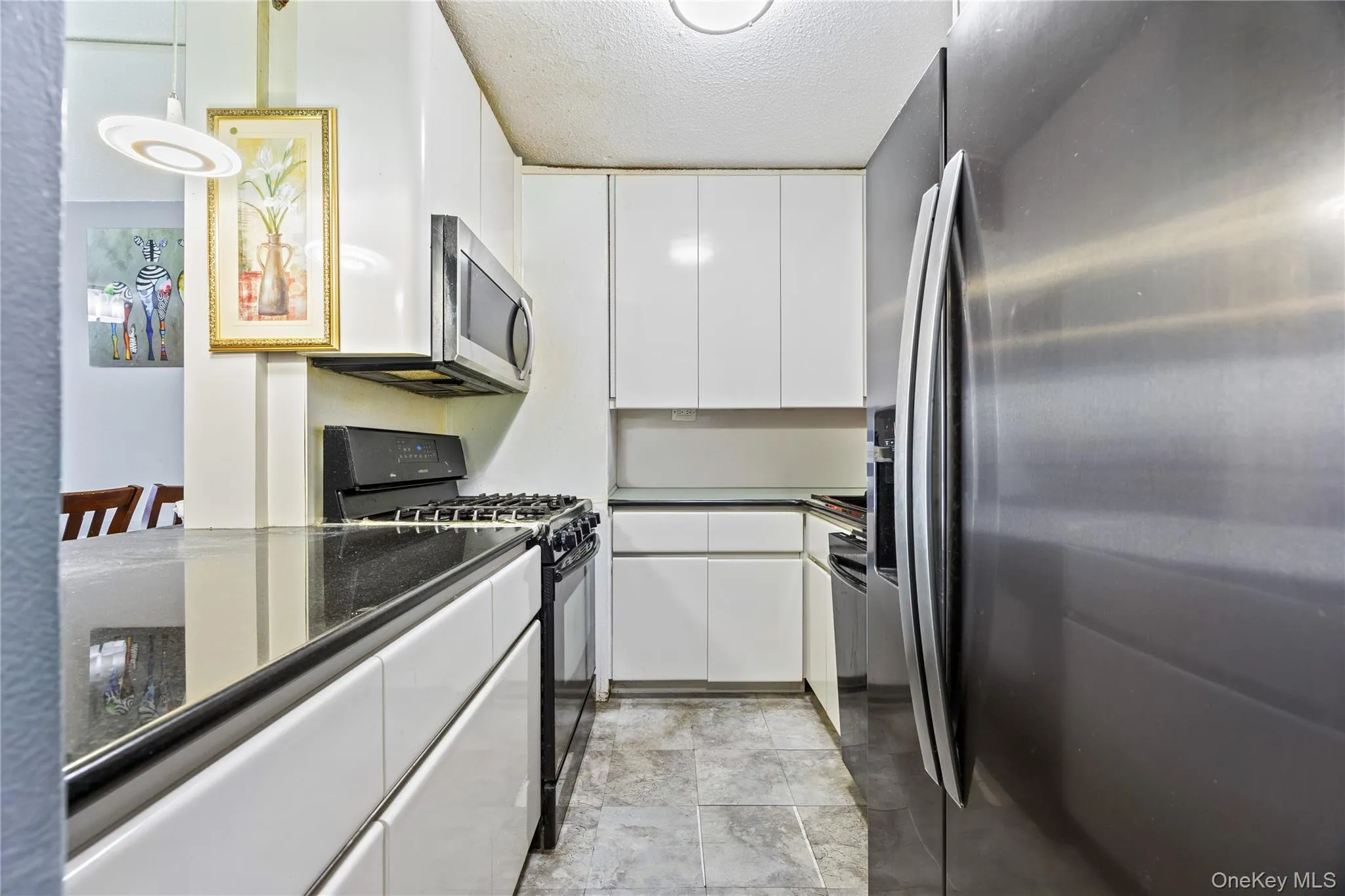 150-38 Union Turnpike, New York, NY, 2 Bedrooms Bedrooms, 6 Rooms Rooms,1 BathroomBathrooms,Residential,For Rent,Union,0,1039253 150-38 Union Turnpike, New York, NY, 2 Bedrooms Bedrooms, 6 Rooms Rooms,1 BathroomBathrooms,Residential,For Rent,Union,0,1039253