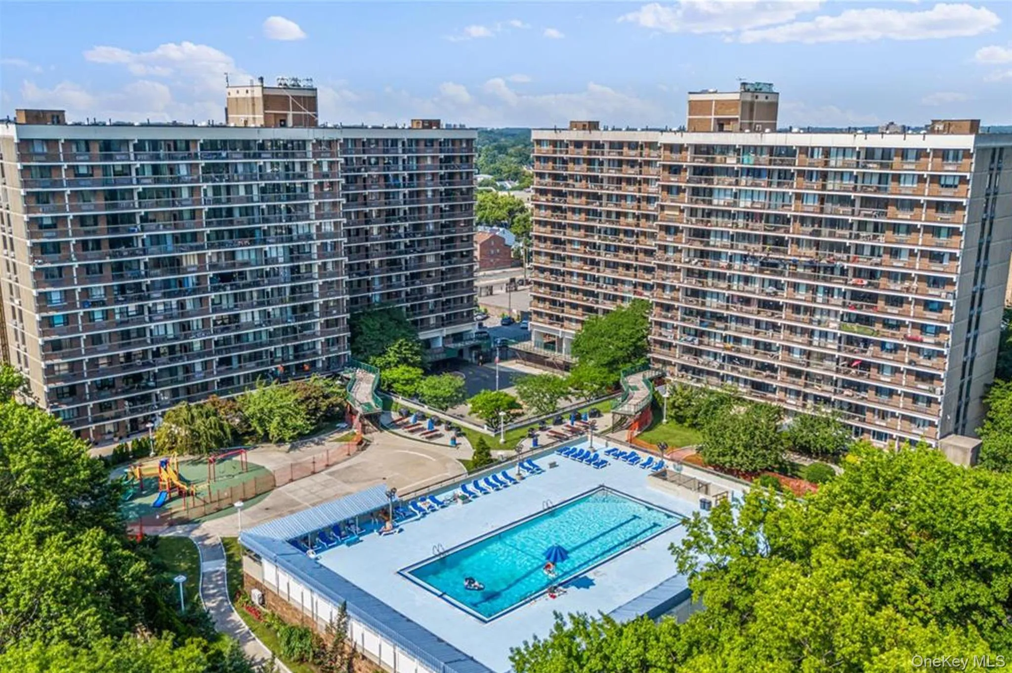 150-38 Union Turnpike, New York, NY, 2 Bedrooms Bedrooms, 6 Rooms Rooms,1 BathroomBathrooms,Residential,For Rent,Union,0,1039253 150-38 Union Turnpike, New York, NY, 2 Bedrooms Bedrooms, 6 Rooms Rooms,1 BathroomBathrooms,Residential,For Rent,Union,0,1039253