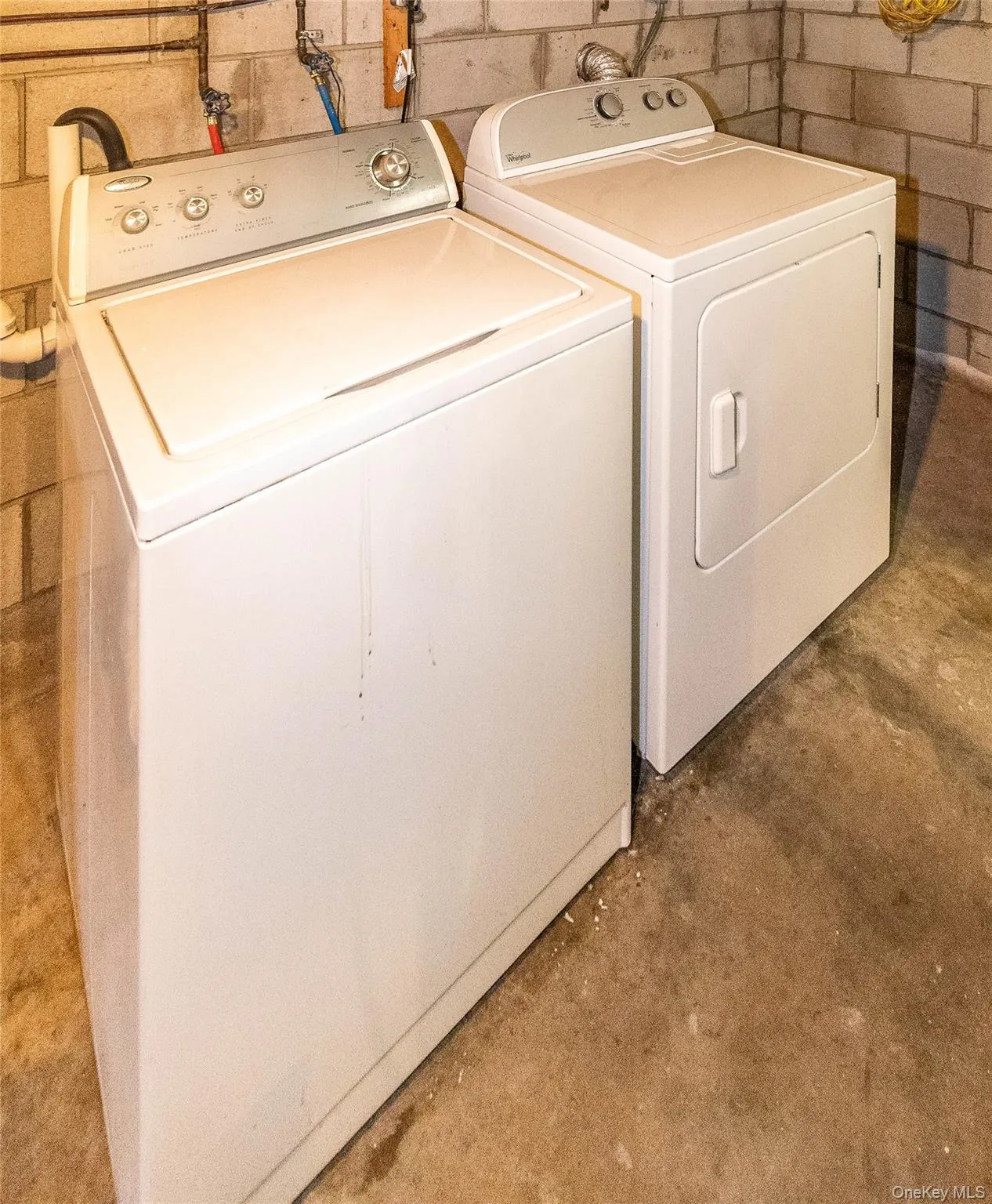 26 Beatty Lane, Crawford, NY, 4 Bedrooms Bedrooms, 8 Rooms Rooms,2 BathroomsBathrooms,Residential,For Rent,Beatty,0,1039262 26 Beatty Lane, Crawford, NY, 4 Bedrooms Bedrooms, 8 Rooms Rooms,2 BathroomsBathrooms,Residential,For Rent,Beatty,0,1039262