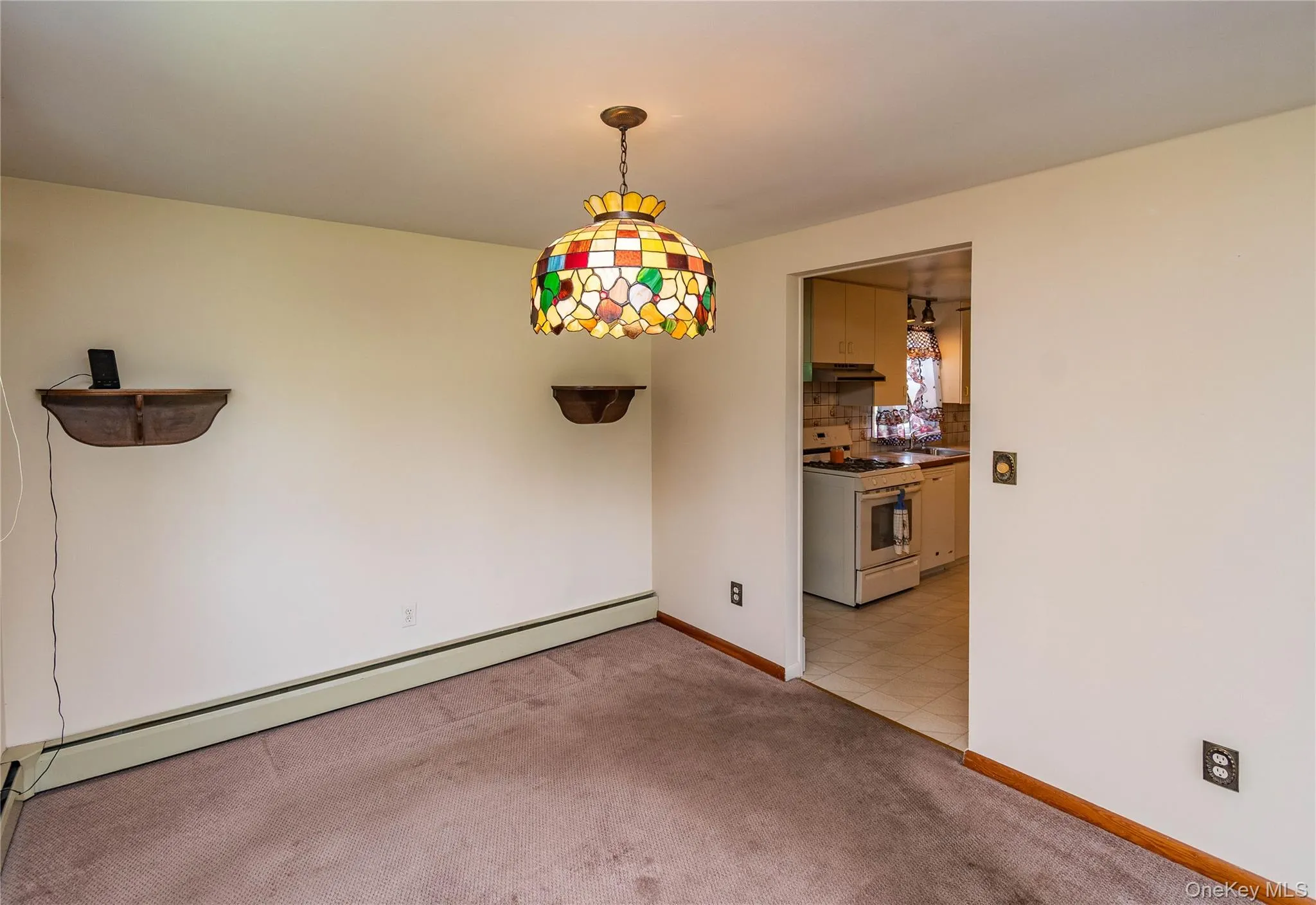 26 Beatty Lane, Crawford, NY, 4 Bedrooms Bedrooms, 8 Rooms Rooms,2 BathroomsBathrooms,Residential,For Rent,Beatty,0,1039262 26 Beatty Lane, Crawford, NY, 4 Bedrooms Bedrooms, 8 Rooms Rooms,2 BathroomsBathrooms,Residential,For Rent,Beatty,0,1039262