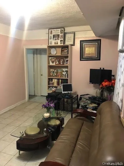 1165 SL, New York, NY, 2 Bedrooms Bedrooms, 5 Rooms Rooms,1 BathroomBathrooms,Residential,For Rent,SL,0,1039264 1165 SL, New York, NY, 2 Bedrooms Bedrooms, 5 Rooms Rooms,1 BathroomBathrooms,Residential,For Rent,SL,0,1039264