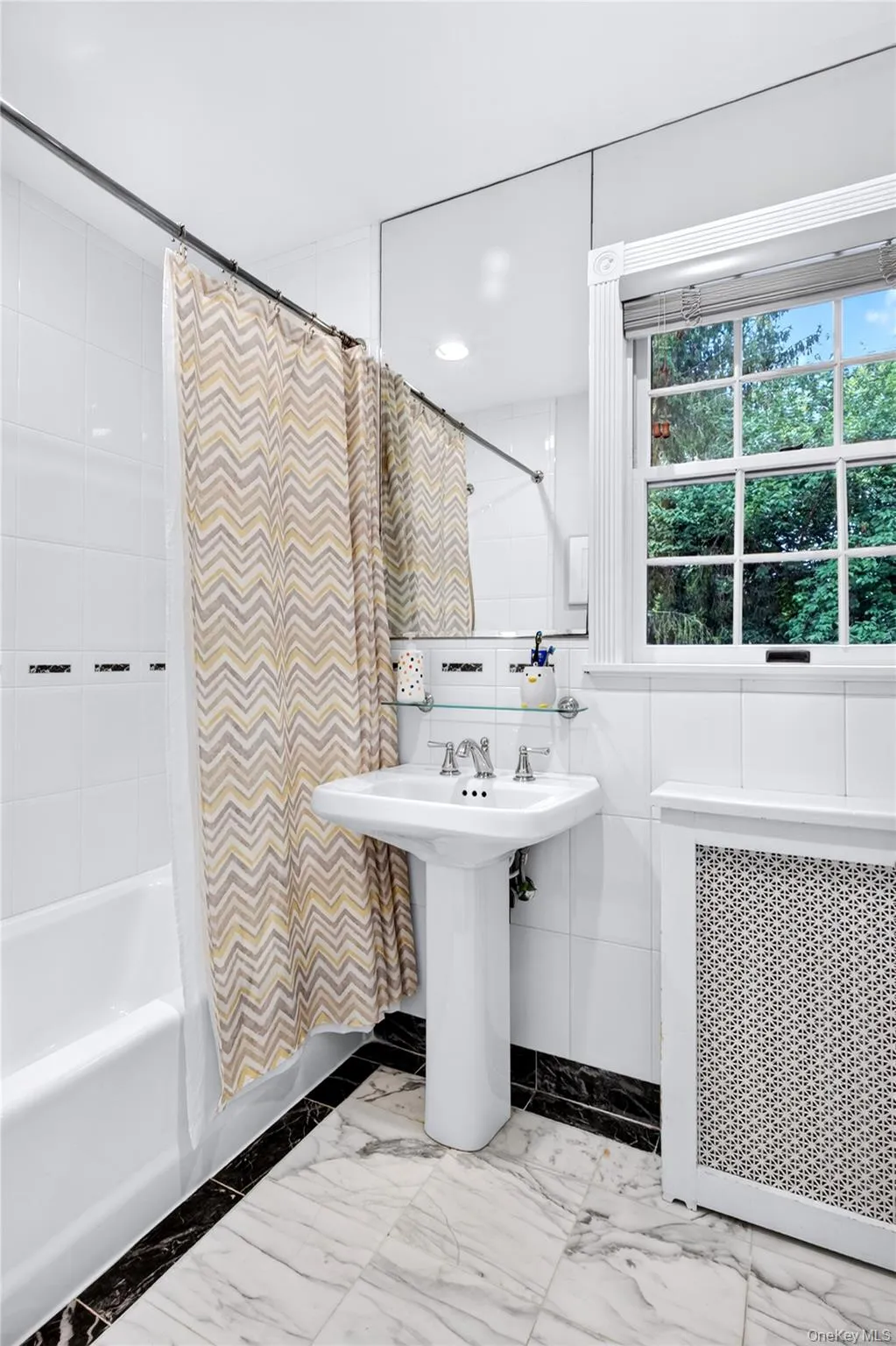 69 Eakins Road, North Hempstead, NY, 3 Bedrooms Bedrooms, 8 Rooms Rooms,3 BathroomsBathrooms,Residential,For Rent,Eakins,0,1039265 69 Eakins Road, North Hempstead, NY, 3 Bedrooms Bedrooms, 8 Rooms Rooms,3 BathroomsBathrooms,Residential,For Rent,Eakins,0,1039265