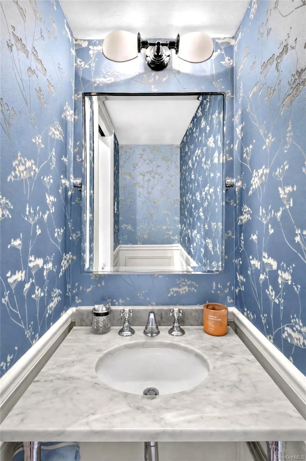 Powder Room Powder Room