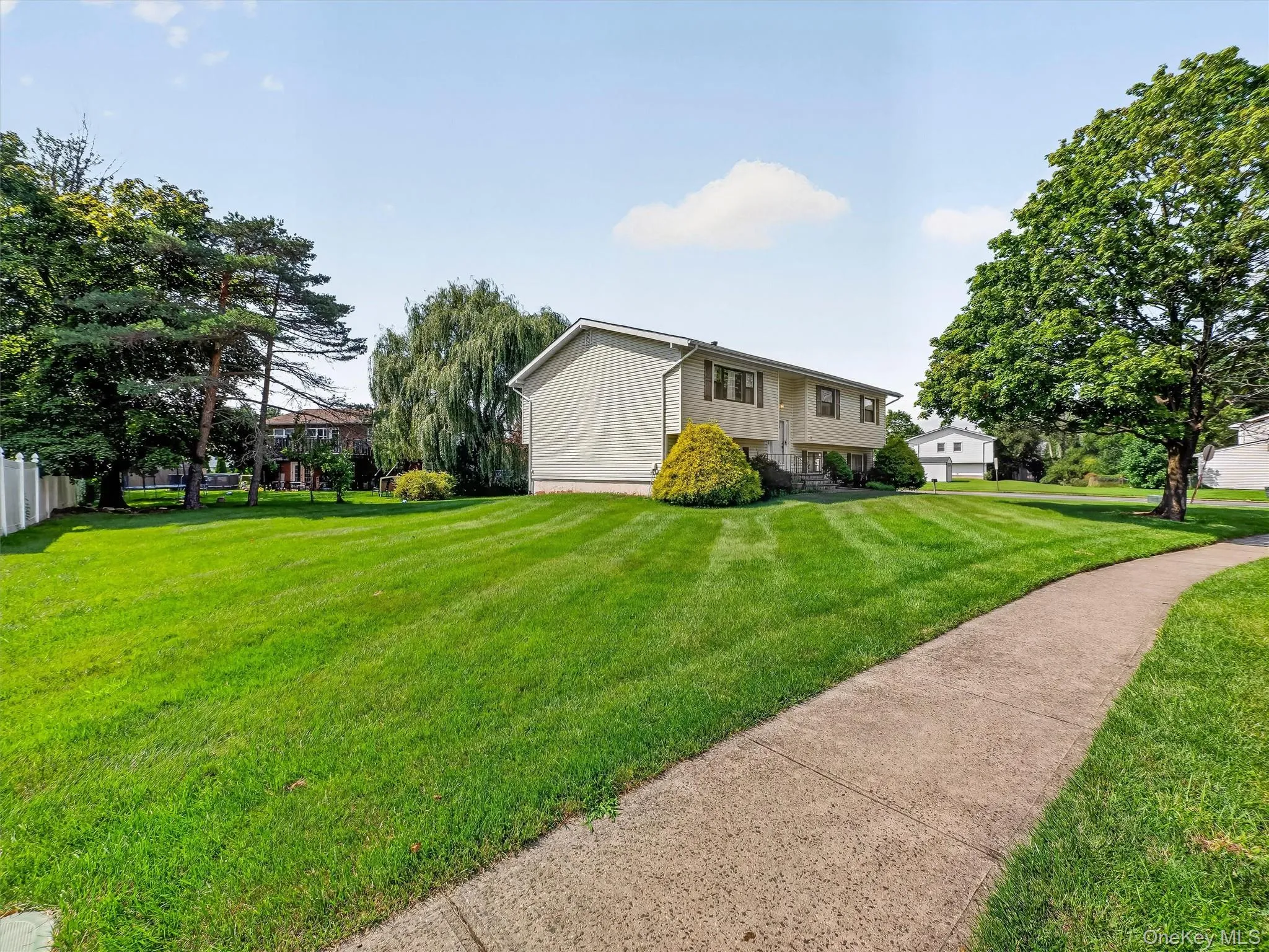 59 Mallory Road, Ramapo, NY, 4 Bedrooms Bedrooms, 12 Rooms Rooms,2 BathroomsBathrooms,Residential,For Rent,Mallory,0,1039267 59 Mallory Road, Ramapo, NY, 4 Bedrooms Bedrooms, 12 Rooms Rooms,2 BathroomsBathrooms,Residential,For Rent,Mallory,0,1039267